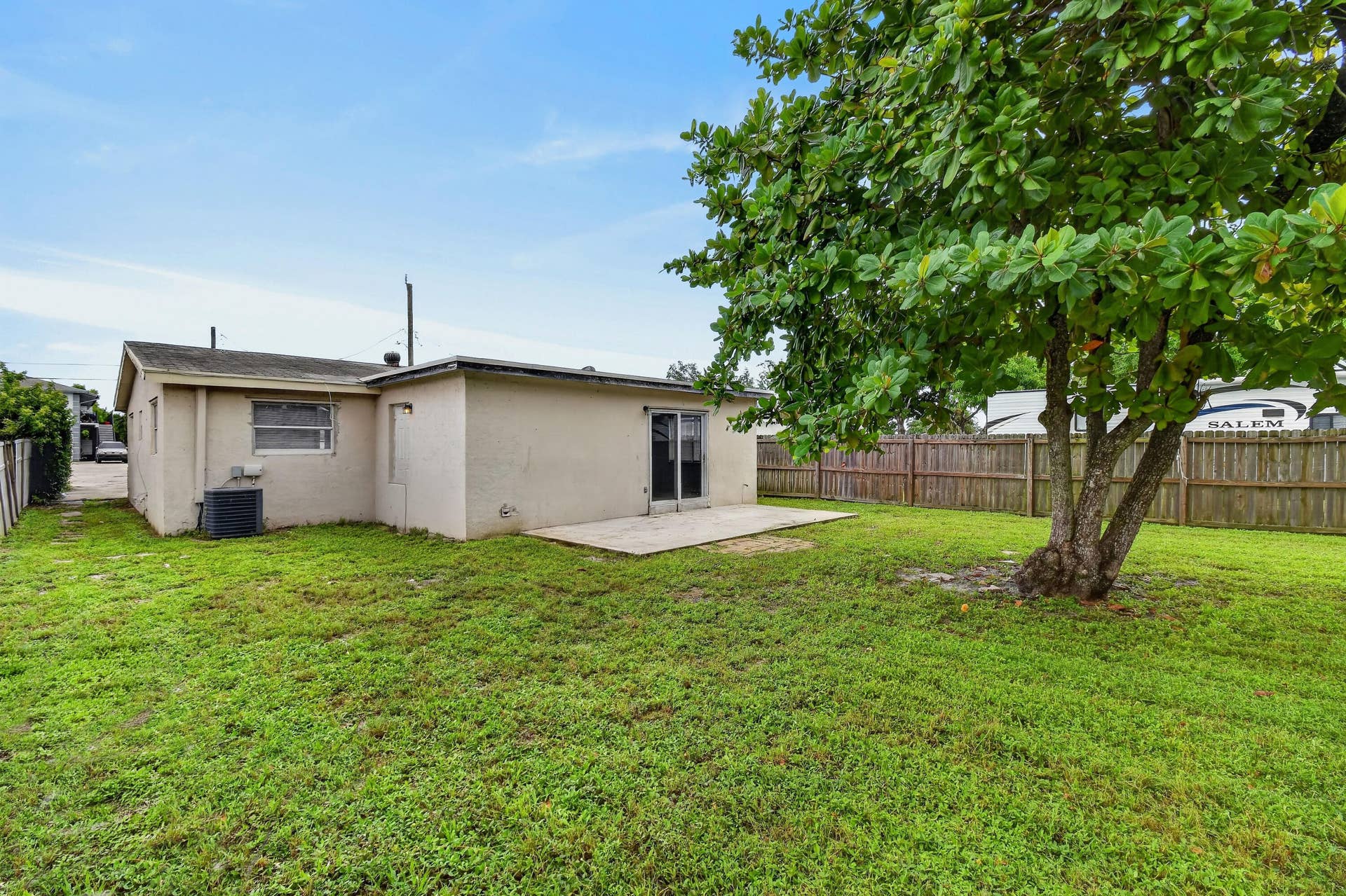 1037 W 28TH Street, Riviera Beach, Riviera Beach, FL 33404 1037W28thSt(34)