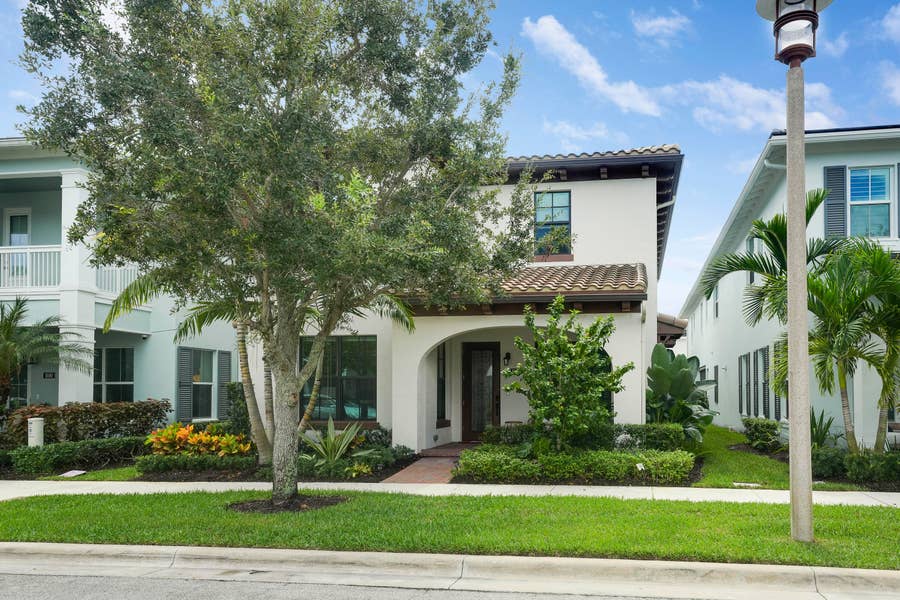Property photo for 1006 FAULKNER Terrace, Palm Beach Gardens, FL