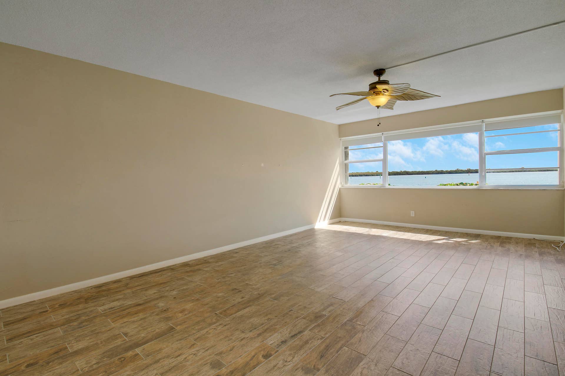 60 Yacht Club Drive, #103, North Palm Beach, FL 33408 primary