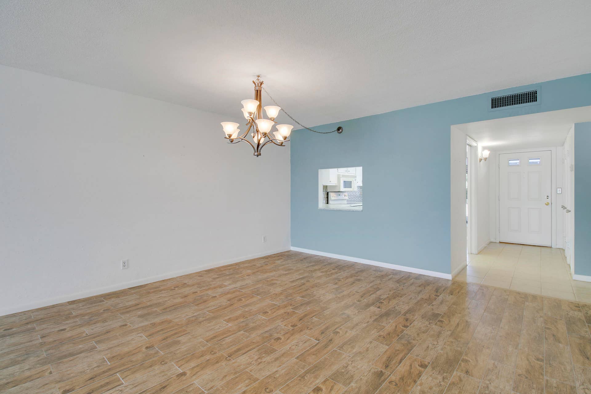 60 Yacht Club Drive, #103, North Palm Beach, FL 33408 House2-12