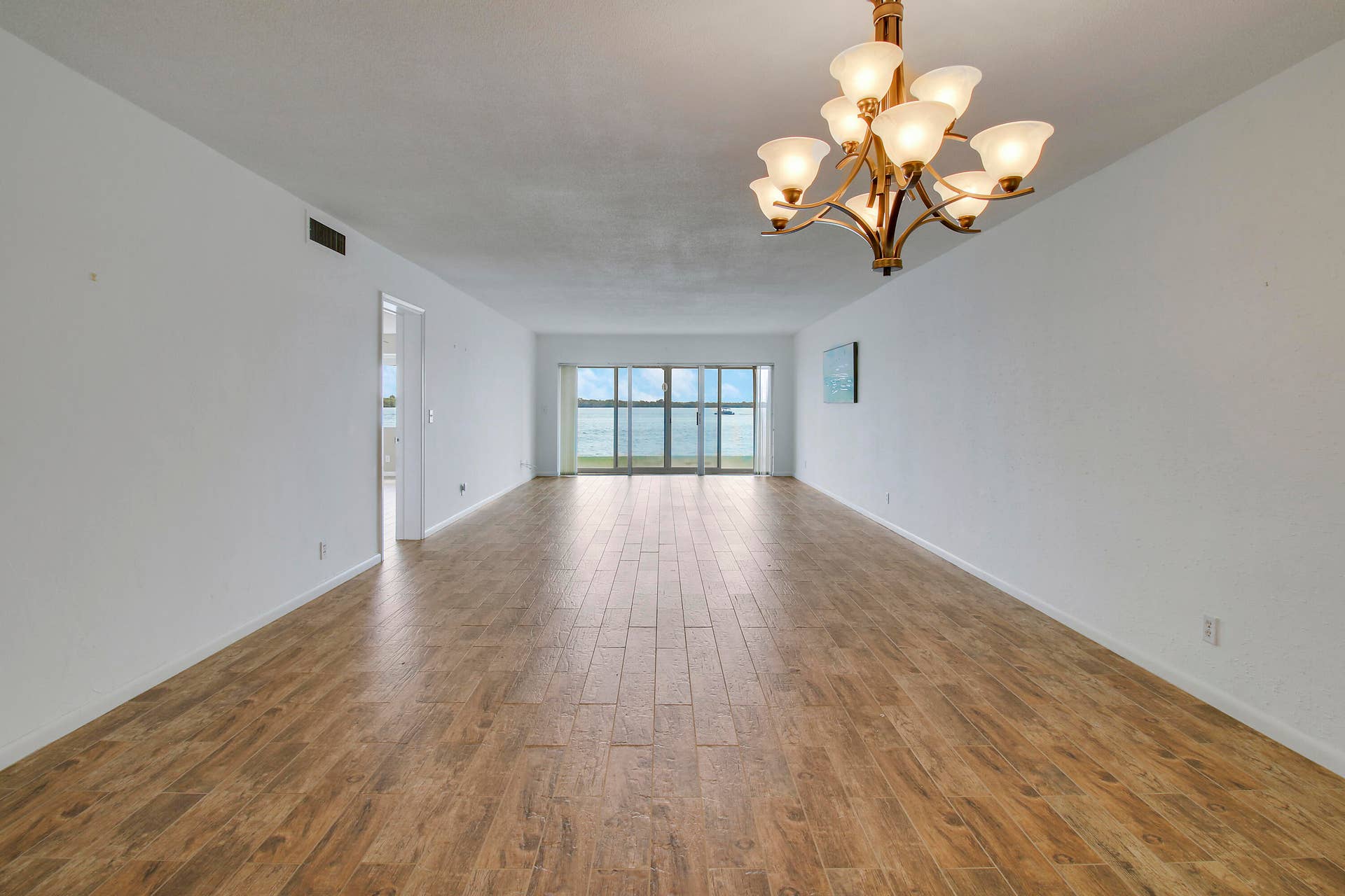 60 Yacht Club Drive, #103, North Palm Beach, FL 33408 House2-15