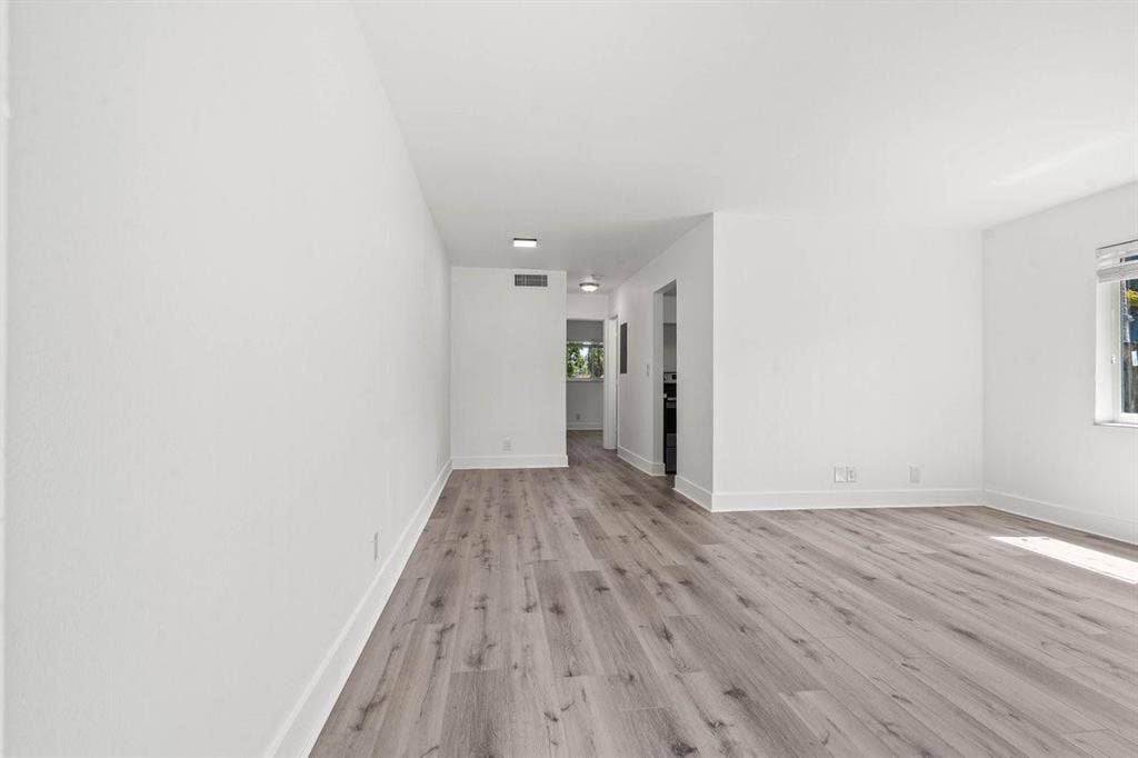 45 NE 24 Street, #C, Wilton Manors, FL 33305 w9