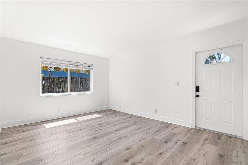45 NE 24 Street, #C, Wilton Manors, FL 33305 w8
