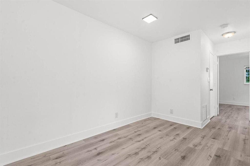 45 NE 24 Street, #C, Wilton Manors, FL 33305 w13