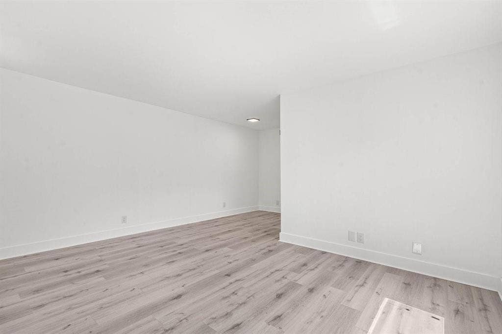 45 NE 24 Street, #C, Wilton Manors, FL 33305 w12
