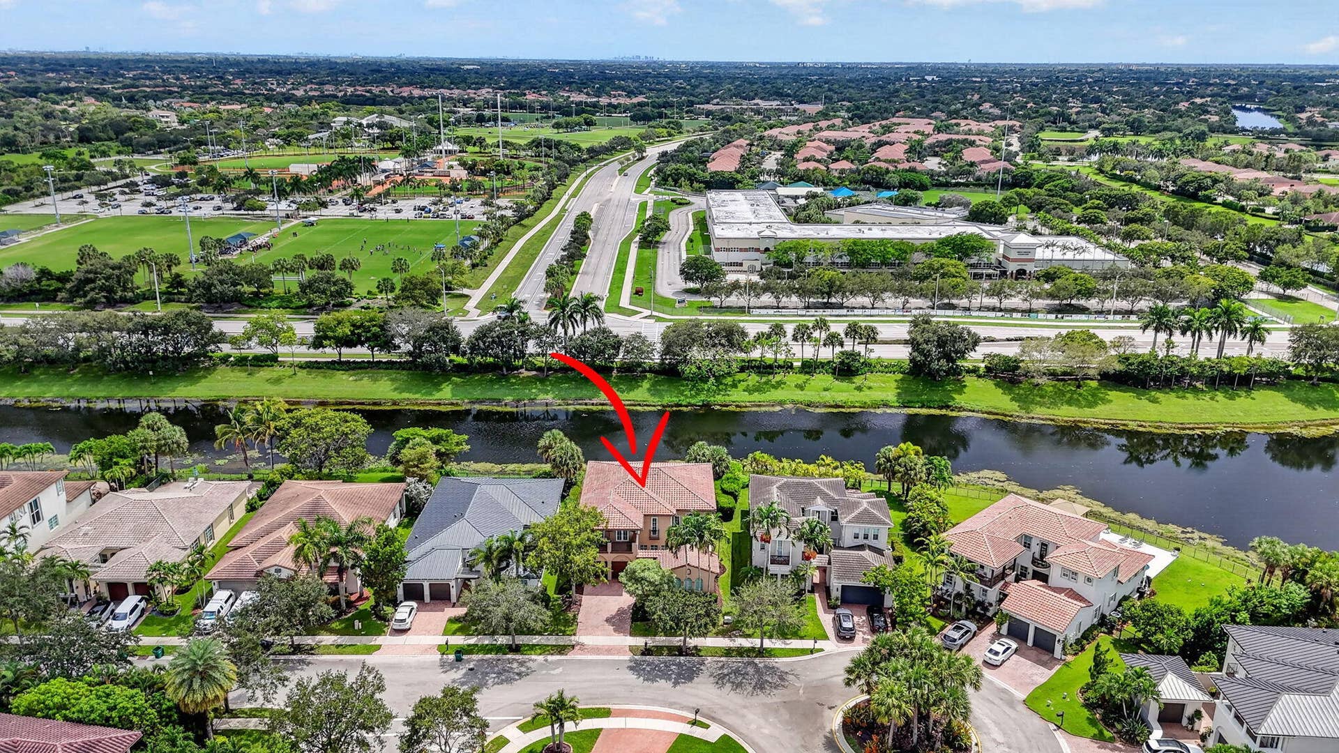 10998 NW 78th Place, Parkland, FL 33076 78-web-or-mls-DJI_20260920014928_0084_D_