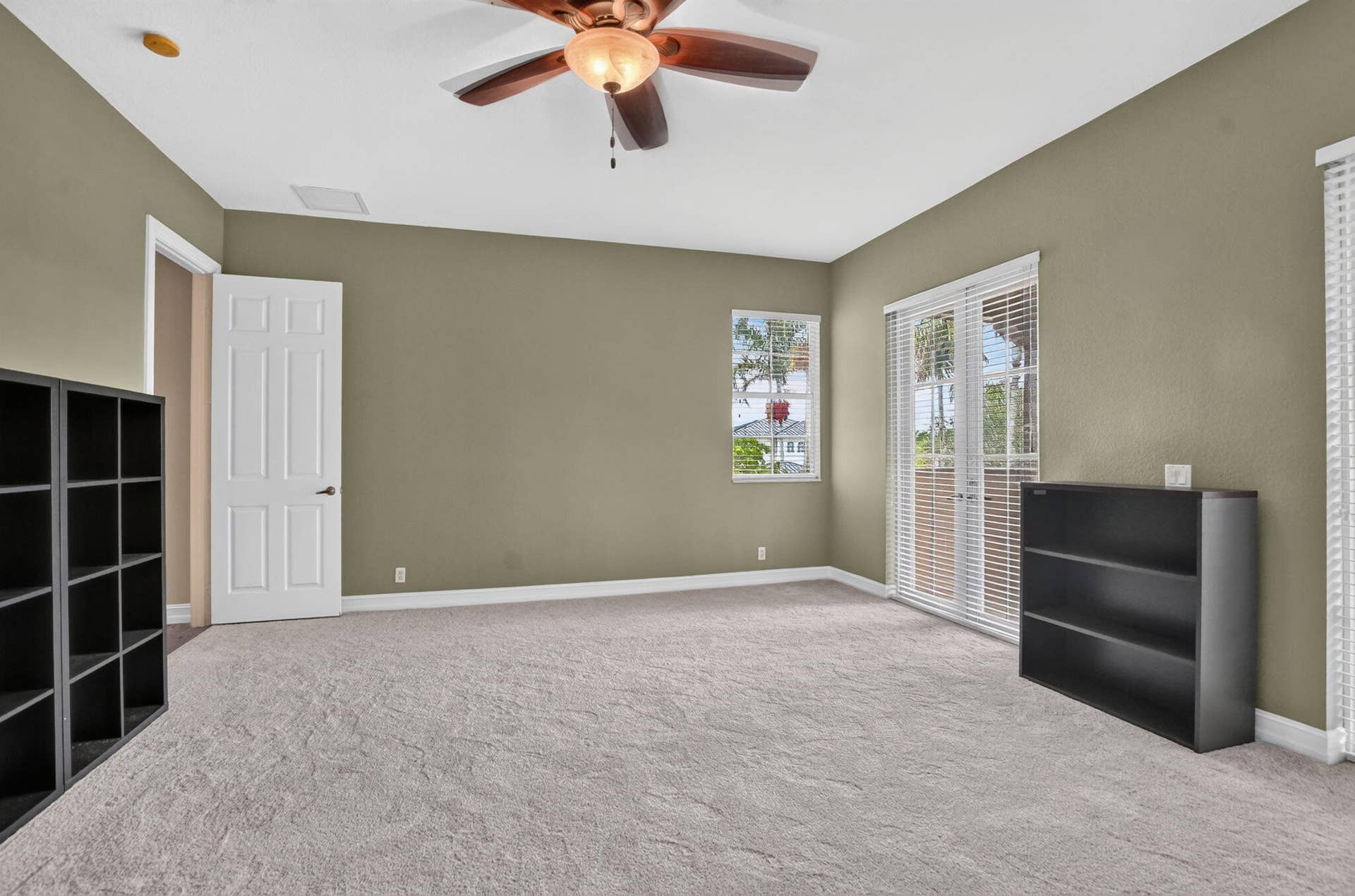 10998 NW 78th Place, Parkland, FL 33076 57-web-or-mls-DSC_2603