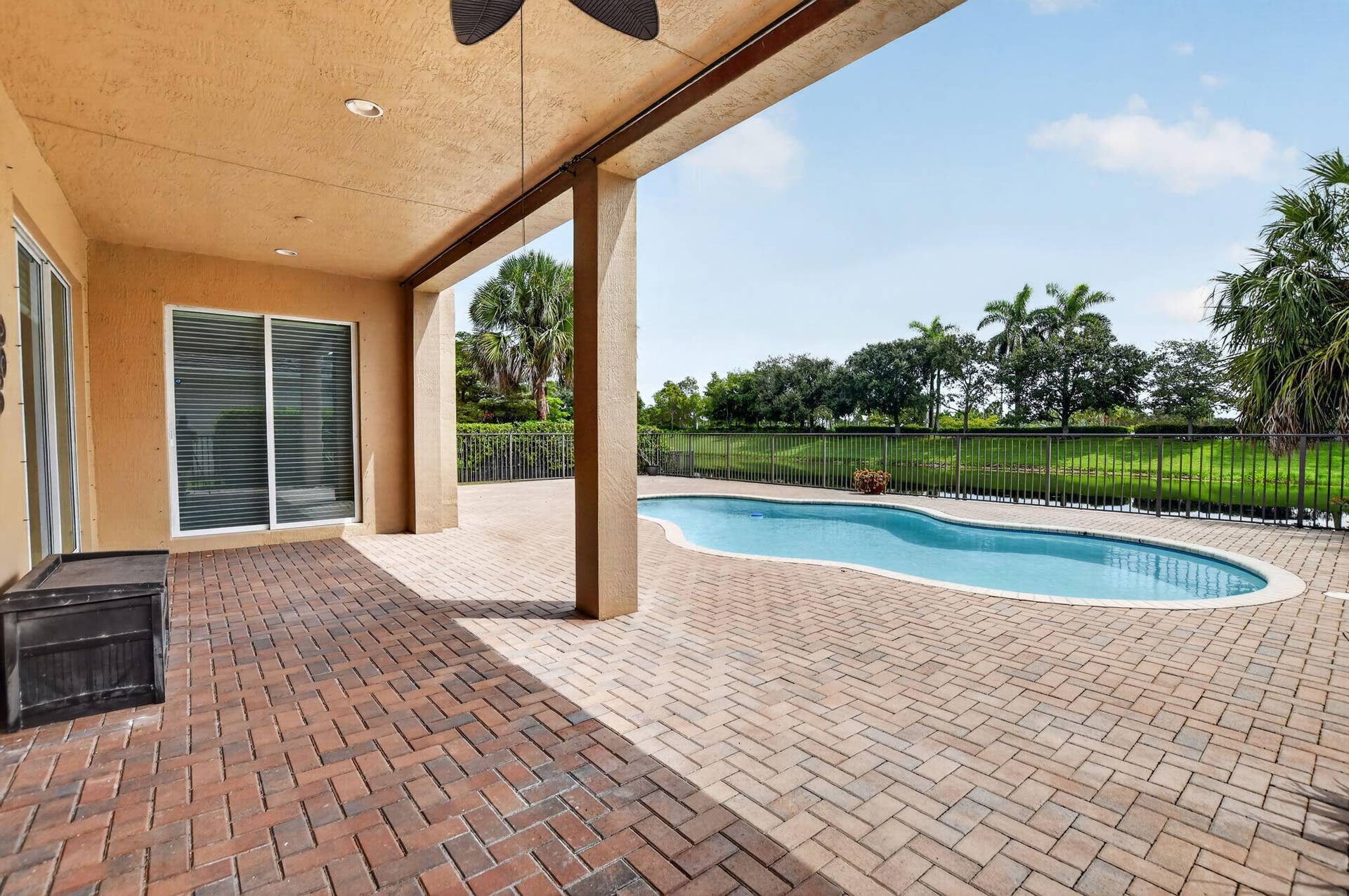10998 NW 78th Place, Parkland, FL 33076 64-web-or-mls-DSC_2638