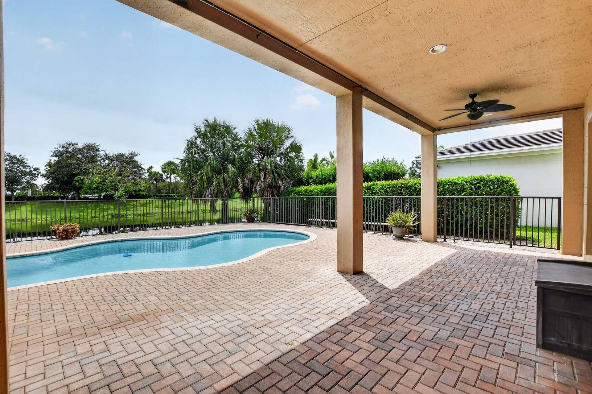 10998 NW 78th Place, Parkland, FL 33076 63-web-or-mls-DSC_2633