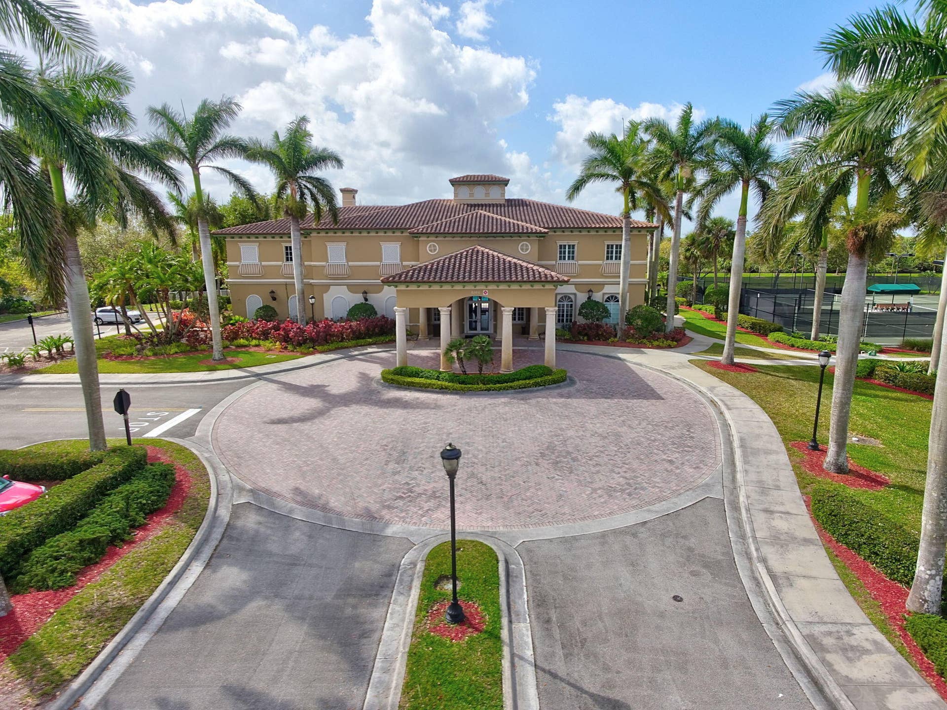 10998 NW 78th Place, Parkland, FL 33076 101-web-or-mls-DJI_0646And4more