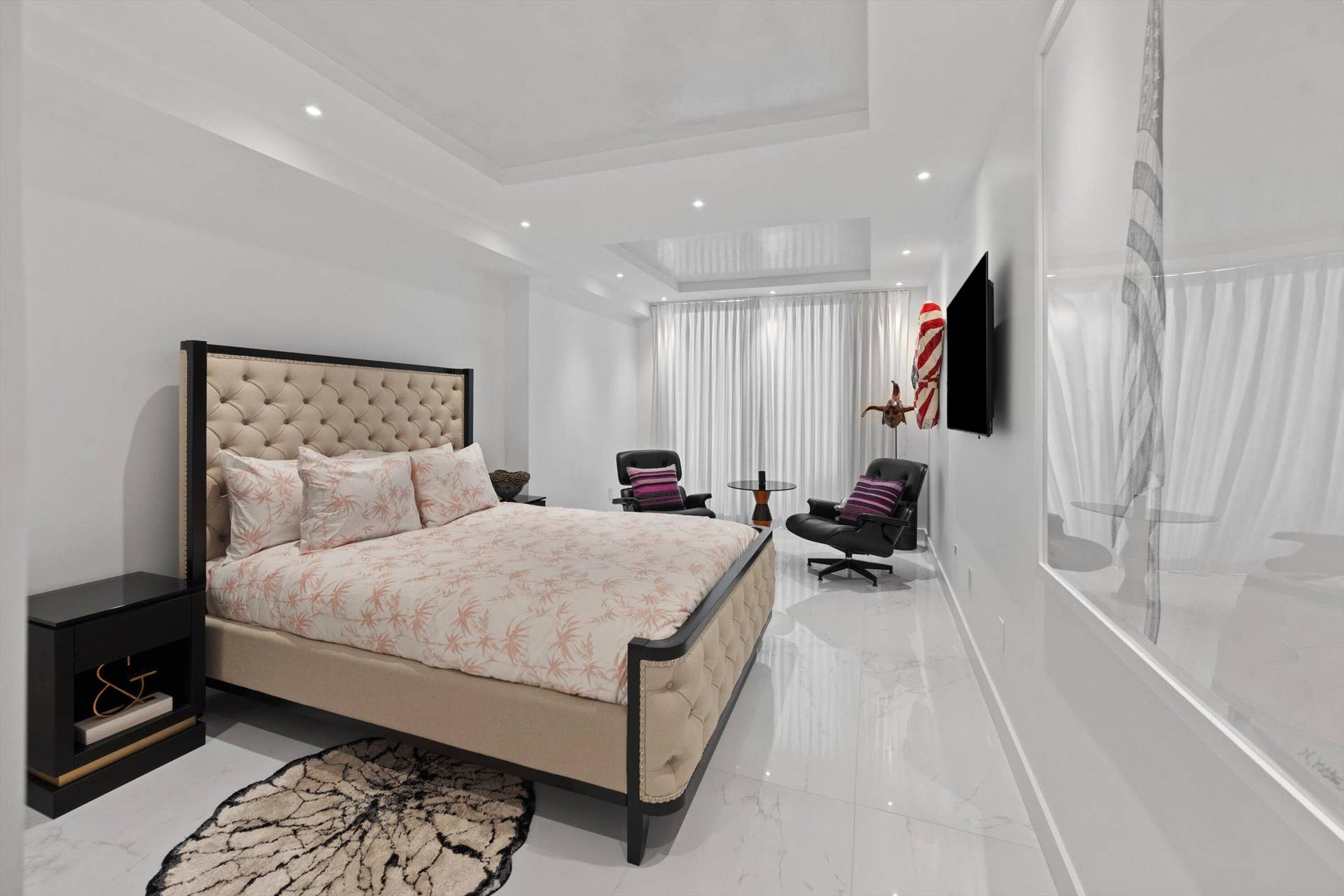 600 S DIXIE Highway, #315, West Palm Beach, FL 33401 22-DSC_8958