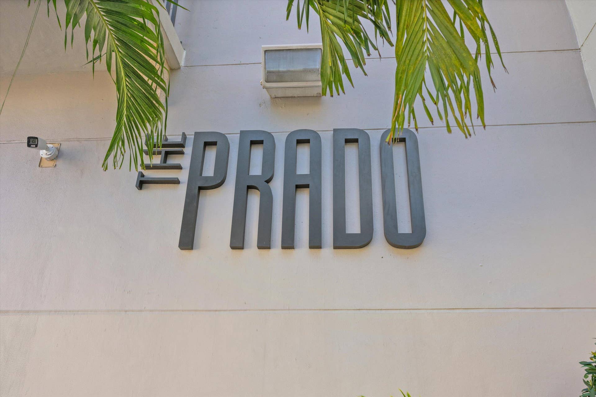600 S DIXIE Highway, #315, West Palm Beach, FL 33401 38-10-DSC_5509