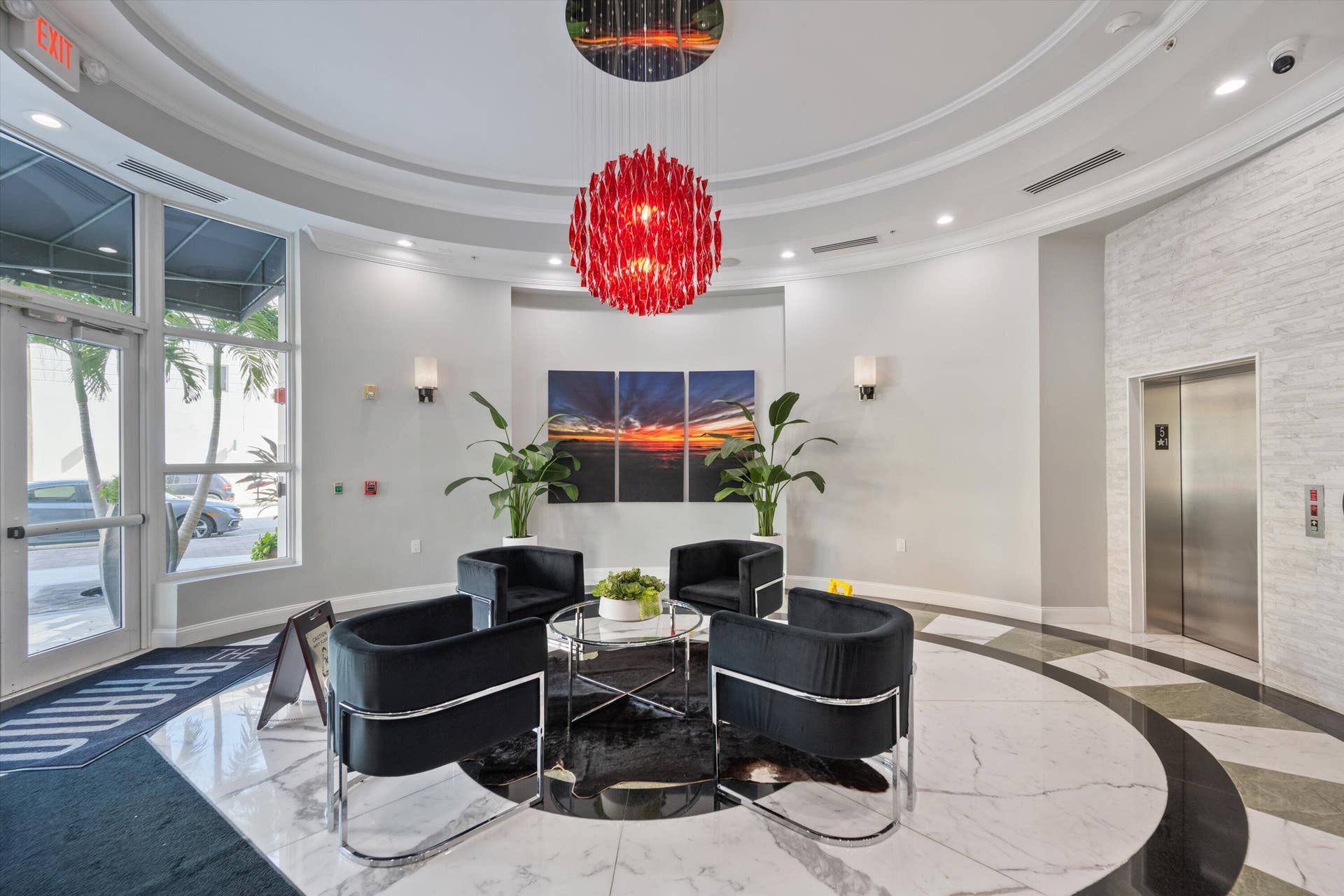 600 S DIXIE Highway, #315, West Palm Beach, FL 33401 31-03-DSC_5503