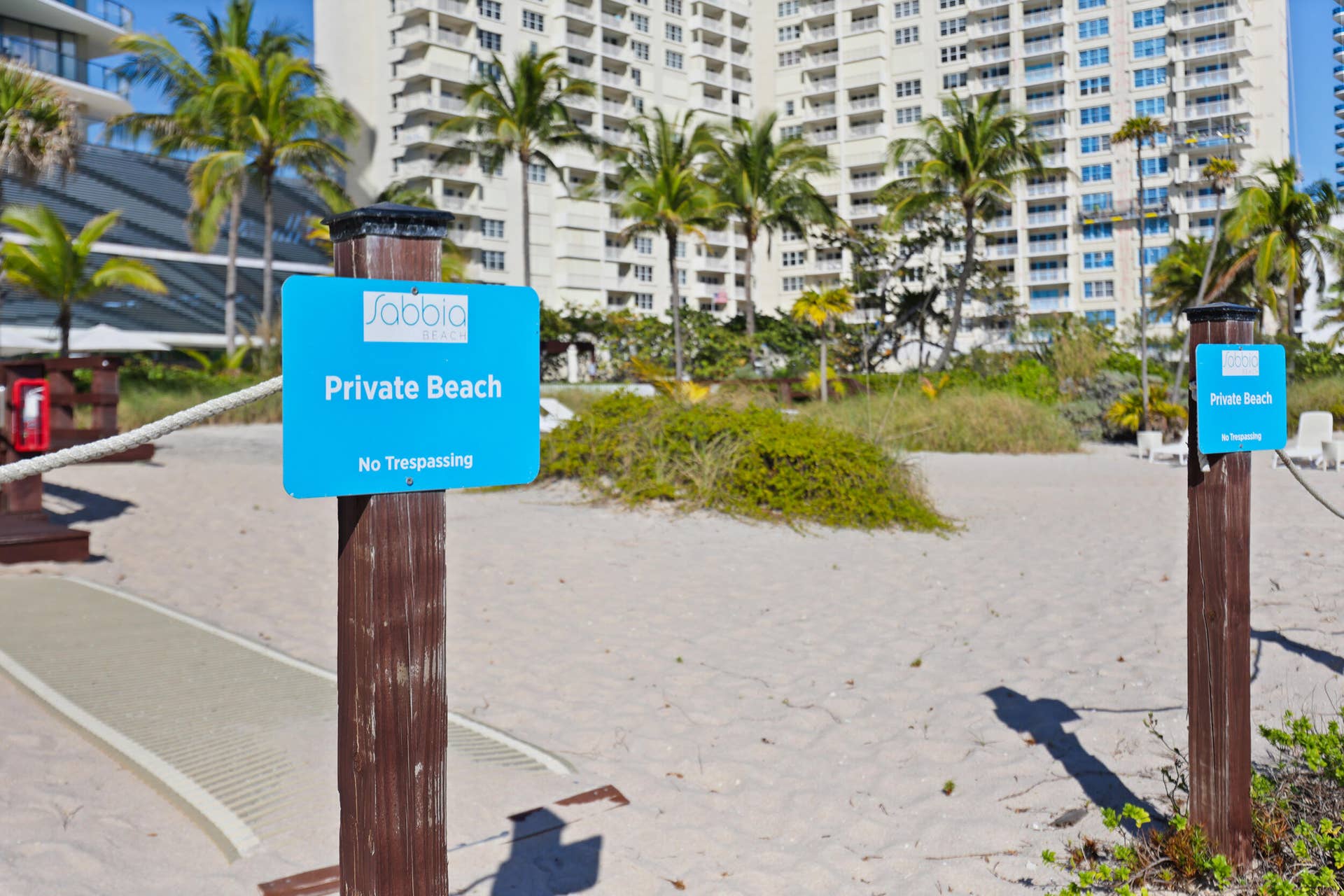 730 N Ocean Boulevard, Pompano Beach, FL 33062 True oceanfront luxury begins with a private beach, and at Sabbia Beach, the Atlantic is exclusively yours to enjoy.