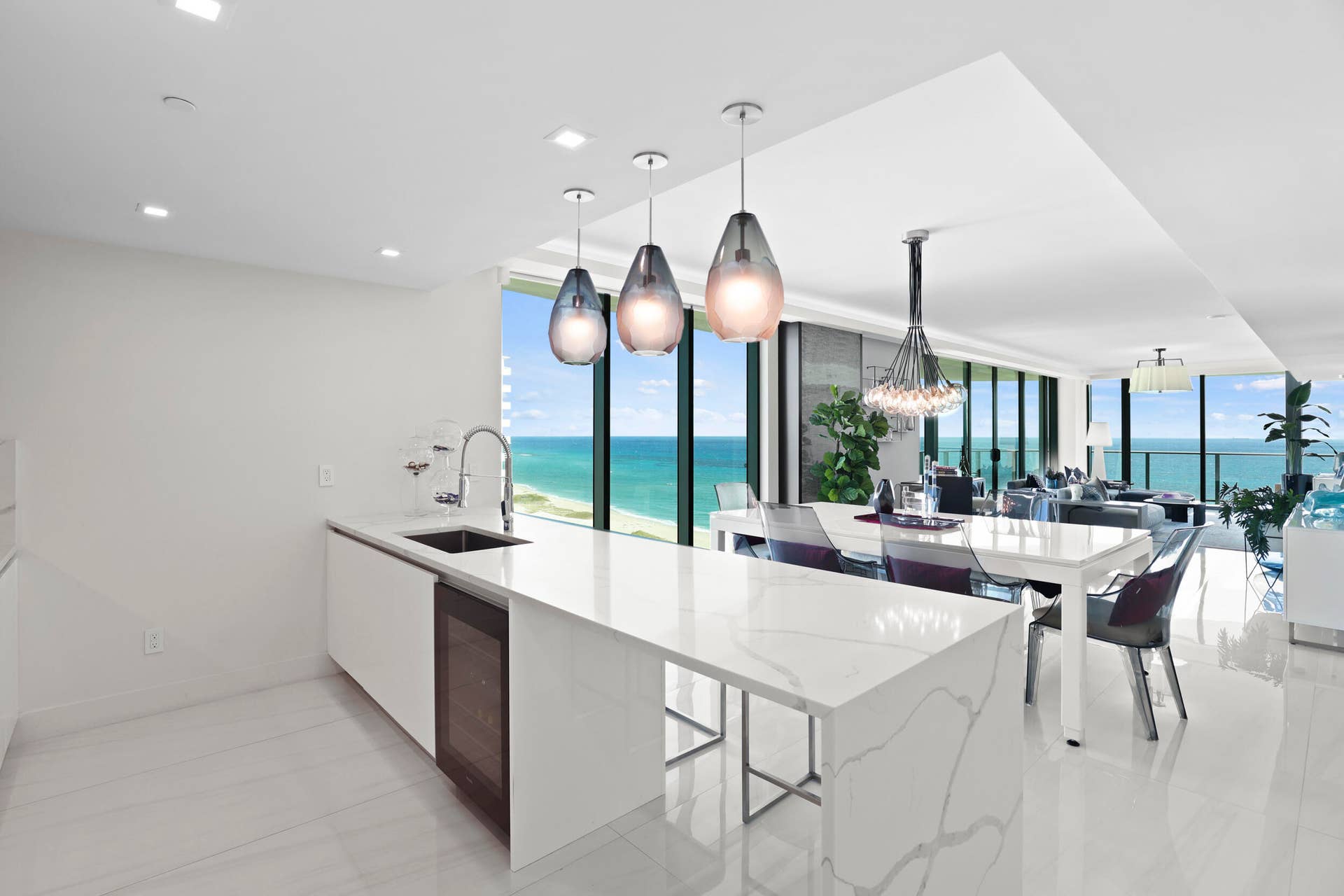 730 N Ocean Boulevard, Pompano Beach, FL 33062 Every angle provides ocean views, every detail is perfection. If bespoke luxury is what you have been looking for, you will find it in Sabbia 1402.