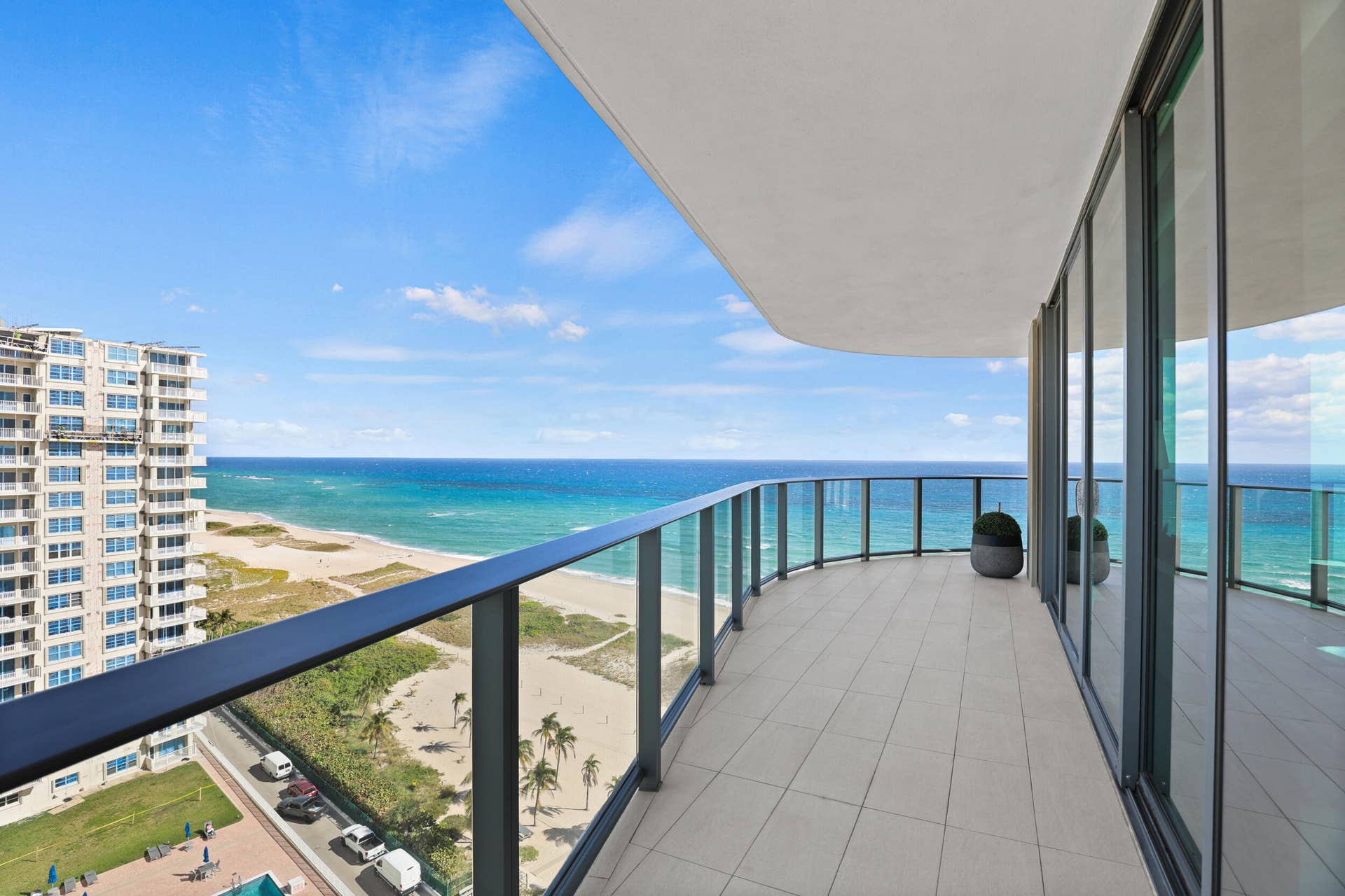 730 N Ocean Boulevard, Pompano Beach, FL 33062 Overlooking the HIllsboro Inlet & Lighthouse, your balcony offers a luxurious gateway to all of the activity of the Atlantic Ocean.