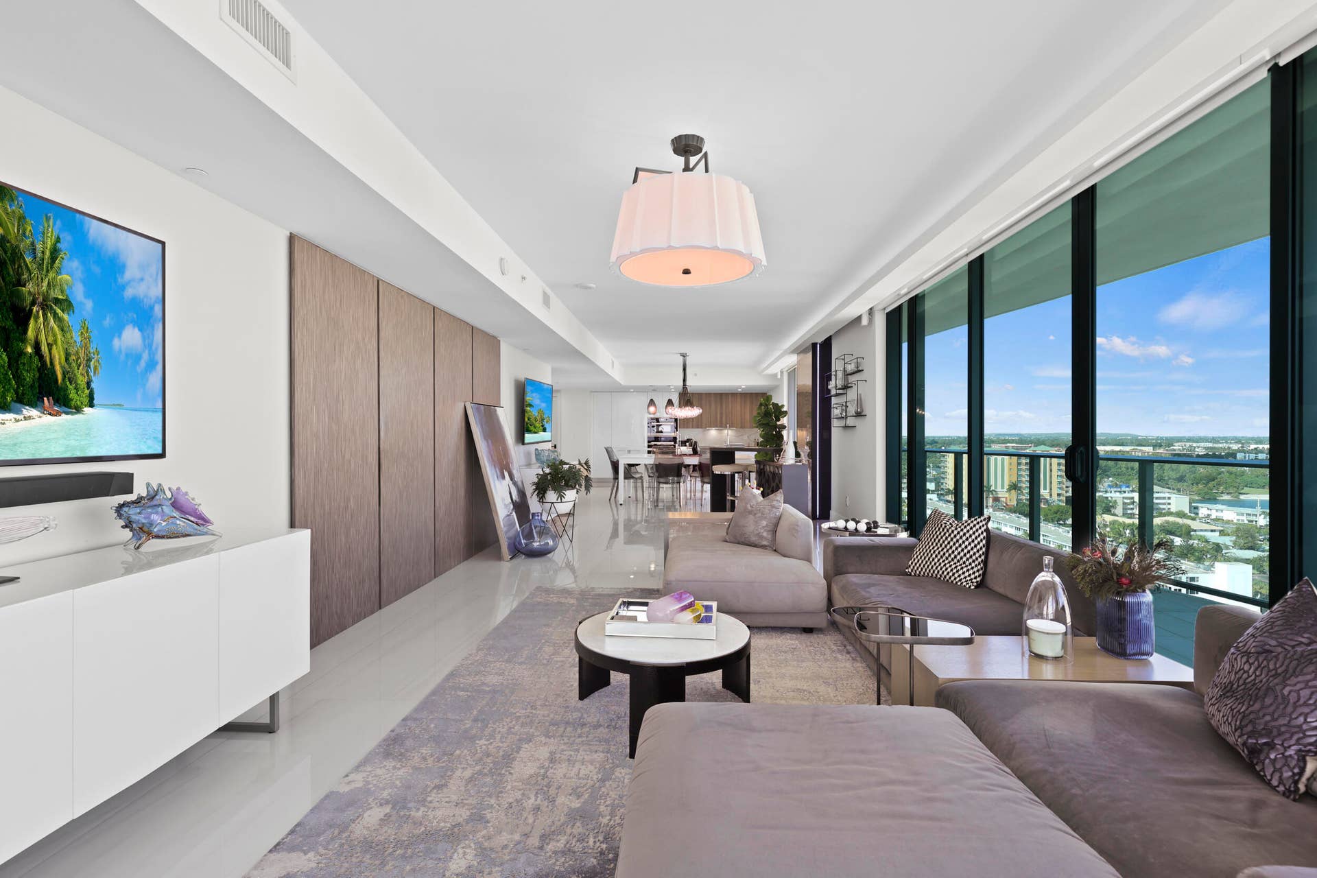730 N Ocean Boulevard, Pompano Beach, FL 33062 Every angle provides ocean views, every detail is perfection. If bespoke luxury is what you have been looking for, you will find it in Sabbia 1402.