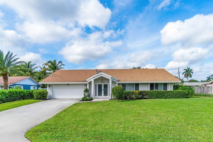 Property photo for 4593 ELLWOOD Drive, Delray Beach, FL