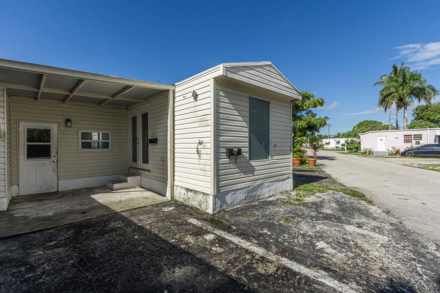 Property photo for 2776 NW 29th Place, Oakland Park, FL