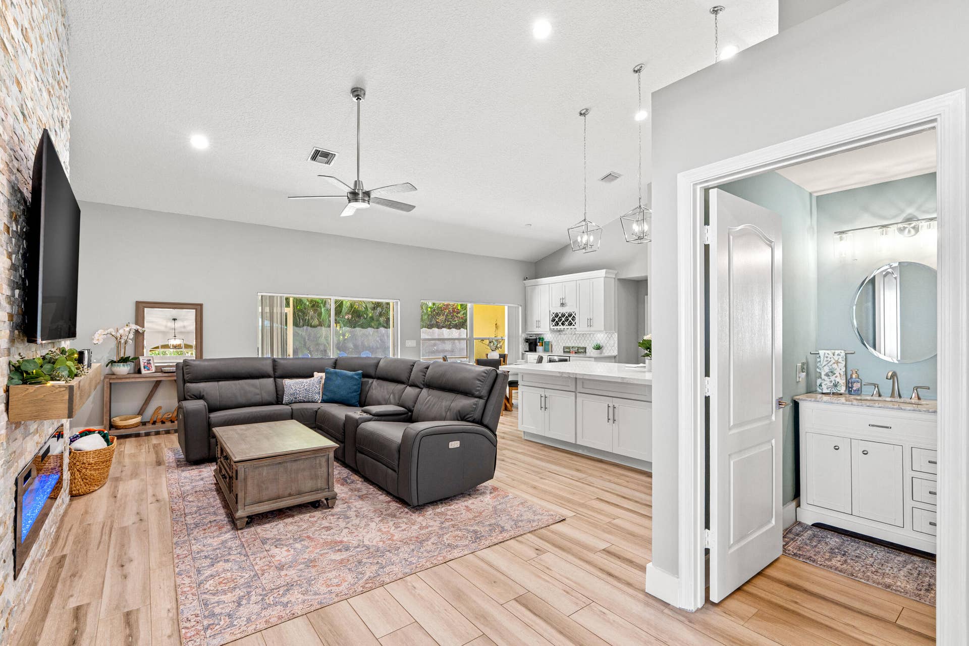 1531 NW 102ND Way, Coral Springs, FL 33071 DSC02470-Edit
