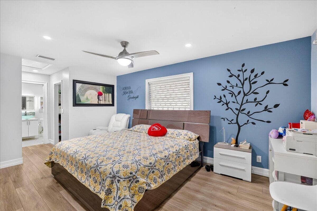 4911 NW 14TH, Deerfield Beach, FL 33064 Primary bedroom