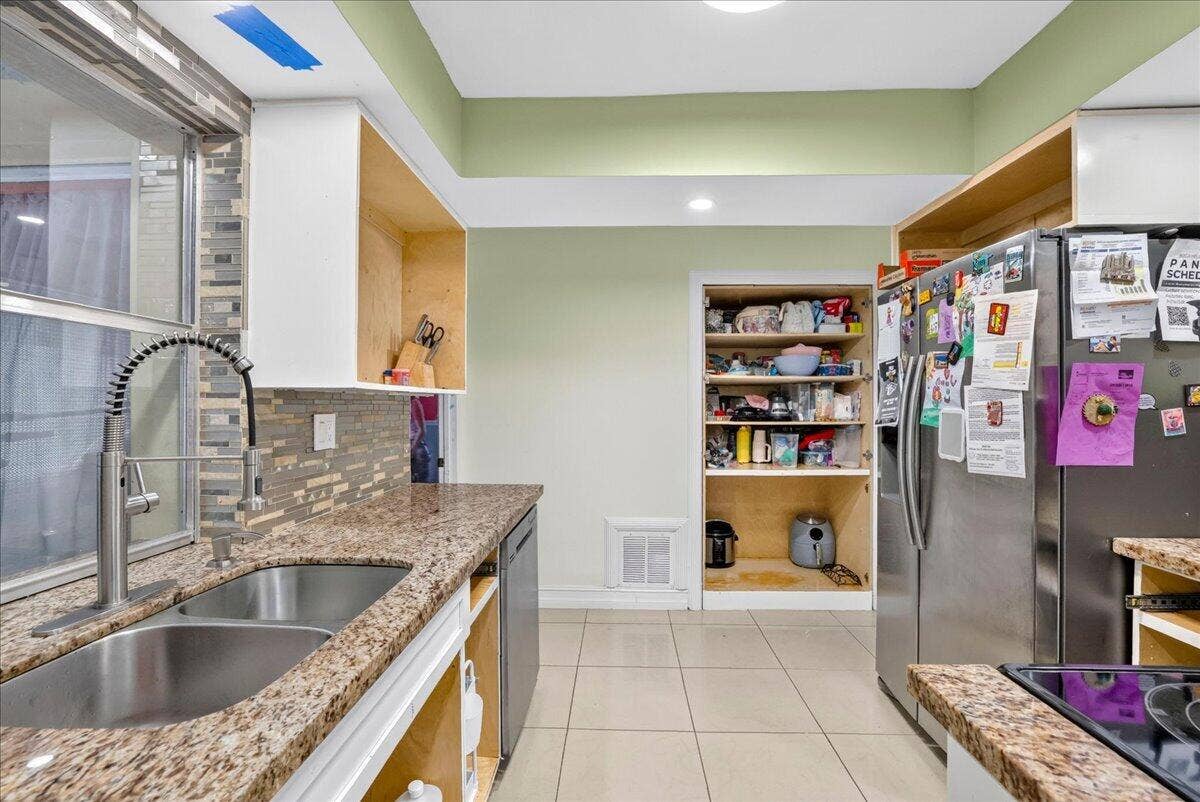 4911 NW 14TH, Deerfield Beach, FL 33064 09-8I8A6539