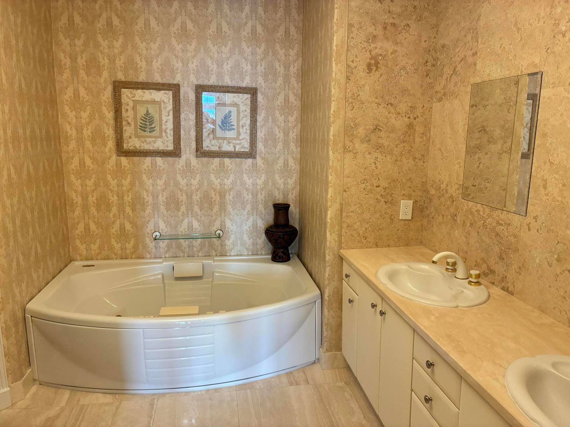 Master Bath 1