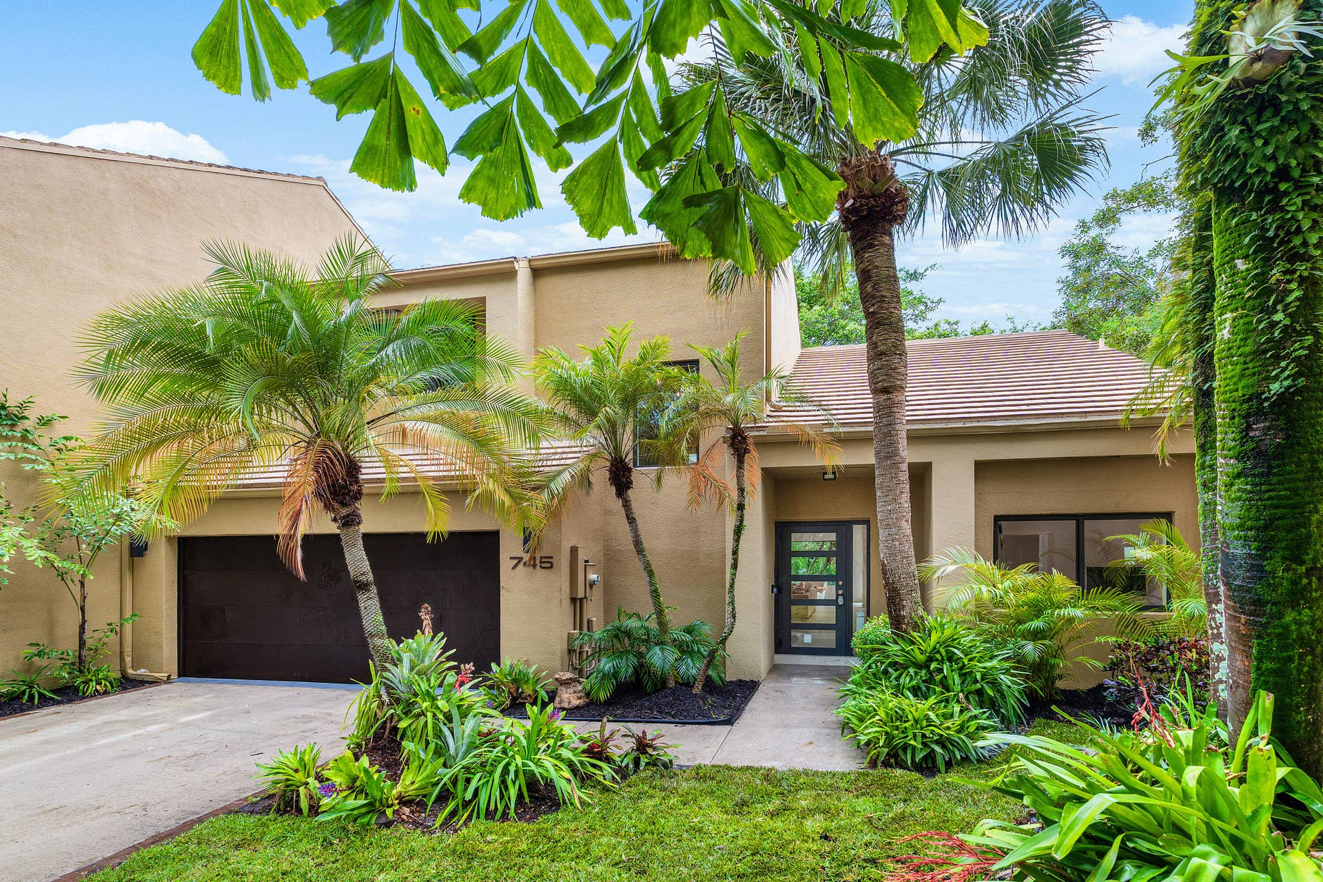 745 Saint Albans Drive, Boca Raton, FL 33486 3