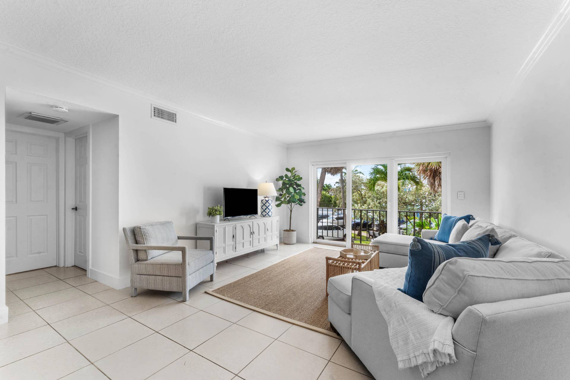 012-291MercuryRoad-4-JunoBeach-FL-33408-