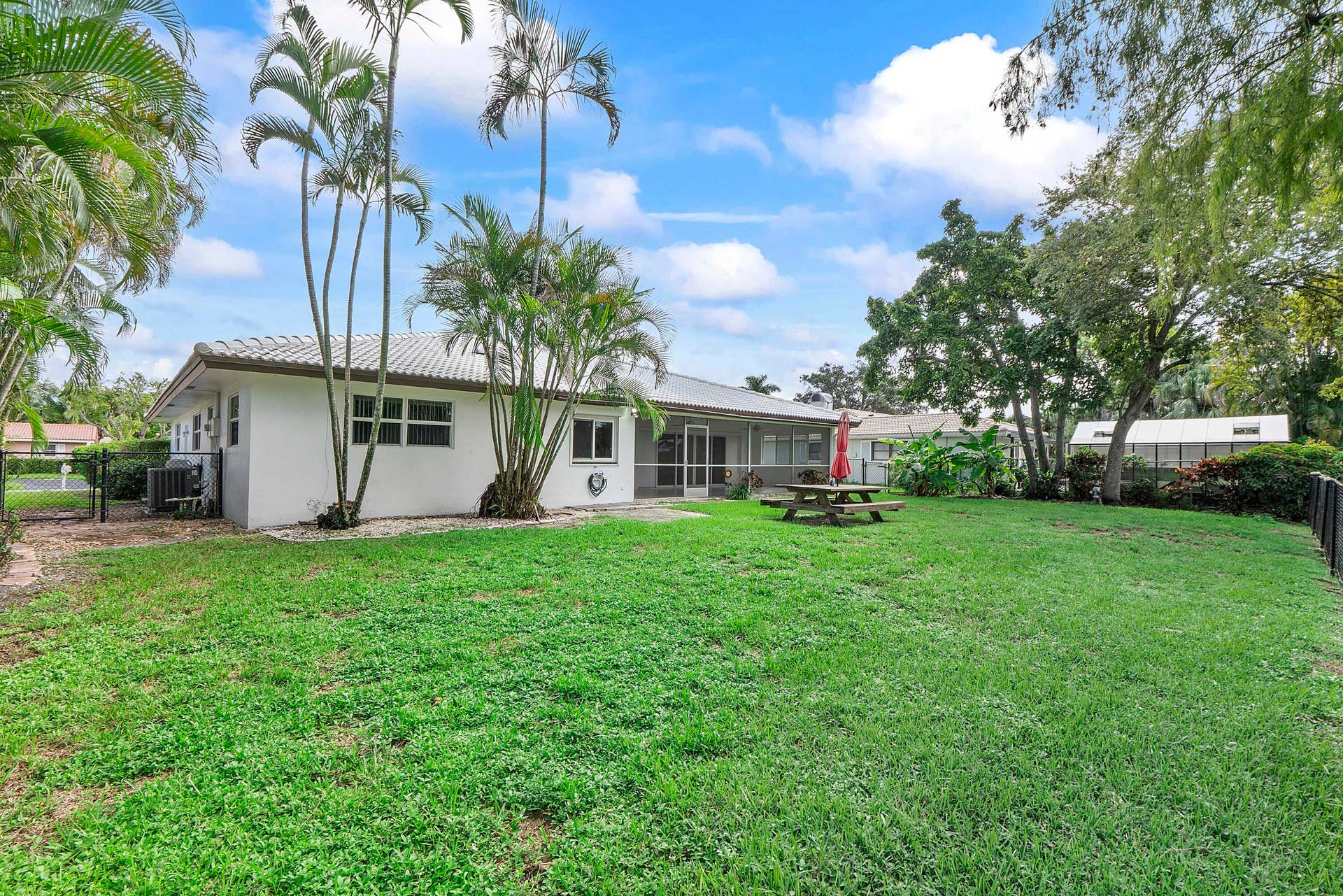 2940 NW 87TH Terrace, Coral Springs, FL 33065 2940 Nw 87th Terr_039