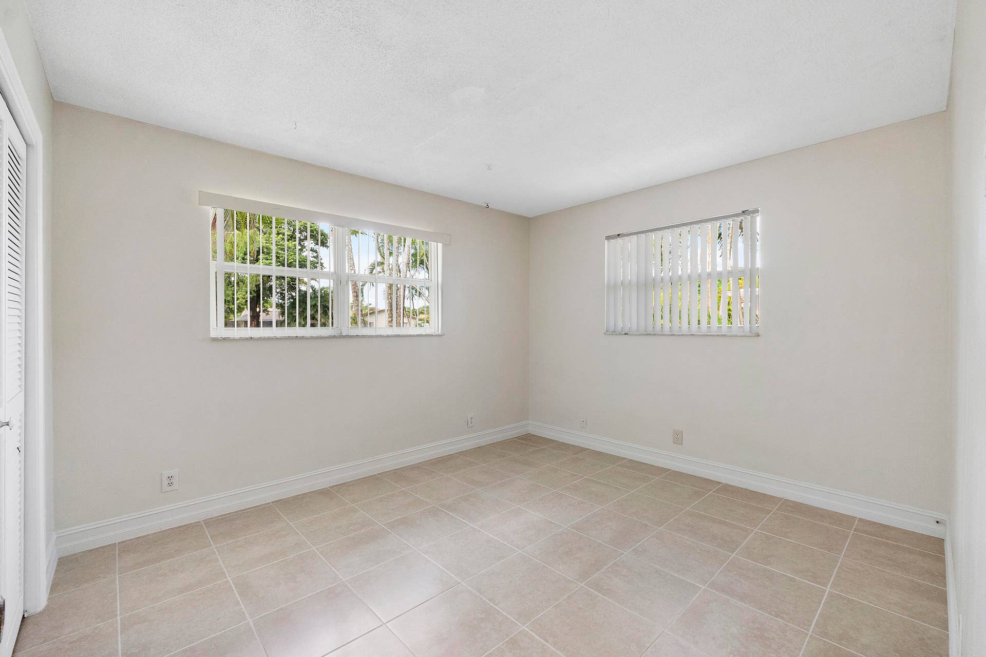 2940 NW 87TH Terrace, Coral Springs, FL 33065 2940 Nw 87th Terr_031