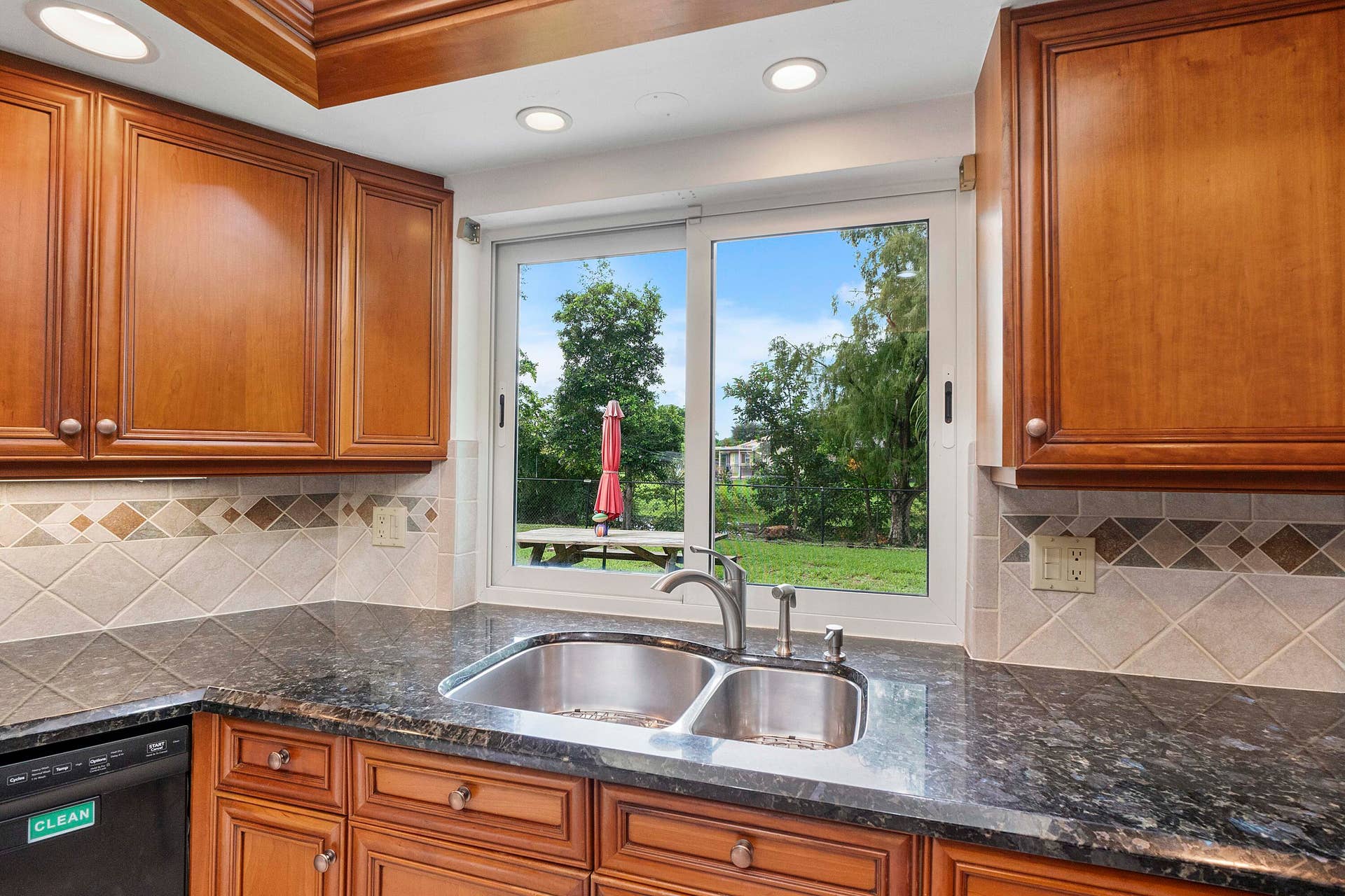 2940 NW 87TH Terrace, Coral Springs, FL 33065 2940 Nw 87th Terr_021