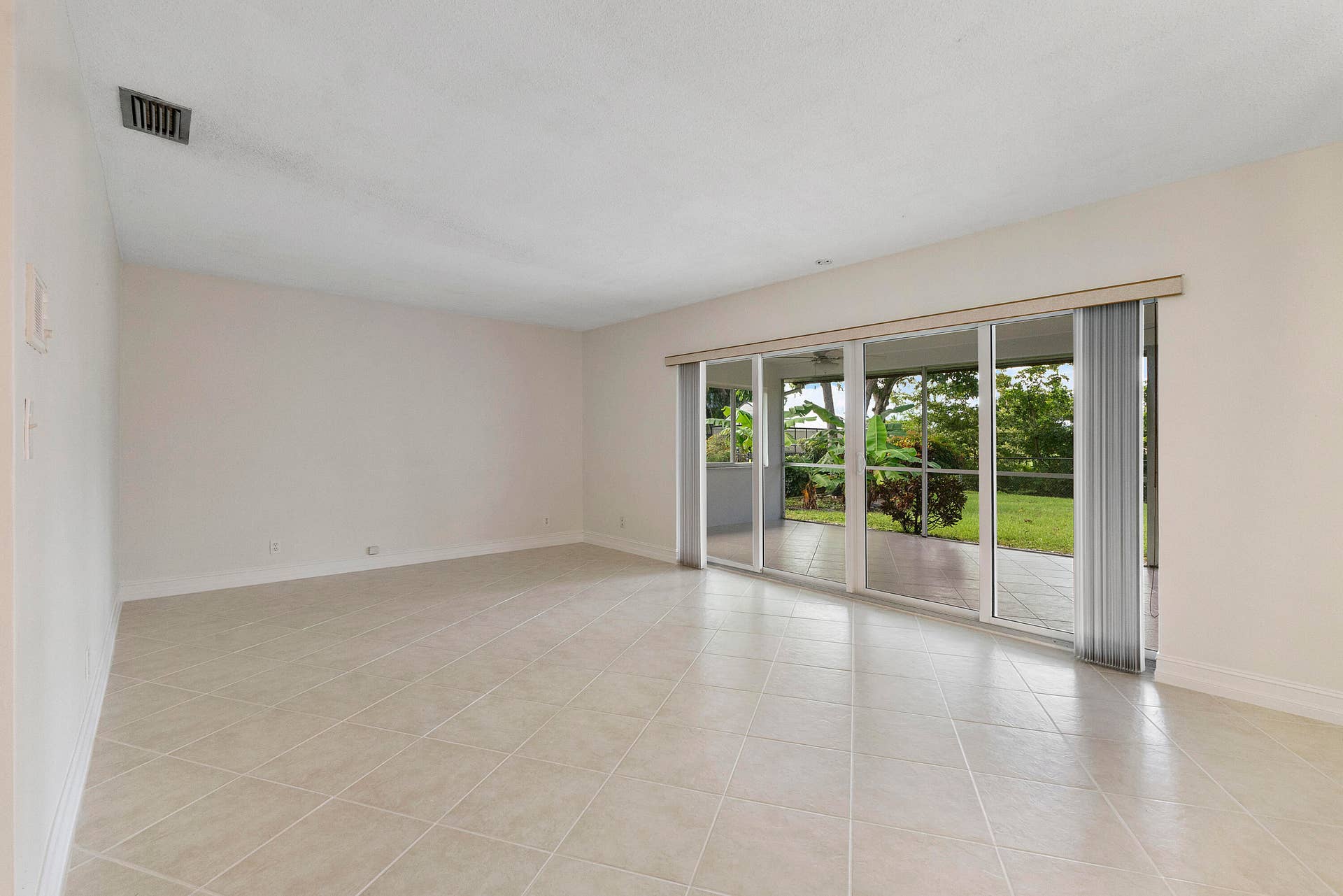 2940 NW 87TH Terrace, Coral Springs, FL 33065 2940 Nw 87th Terr_010