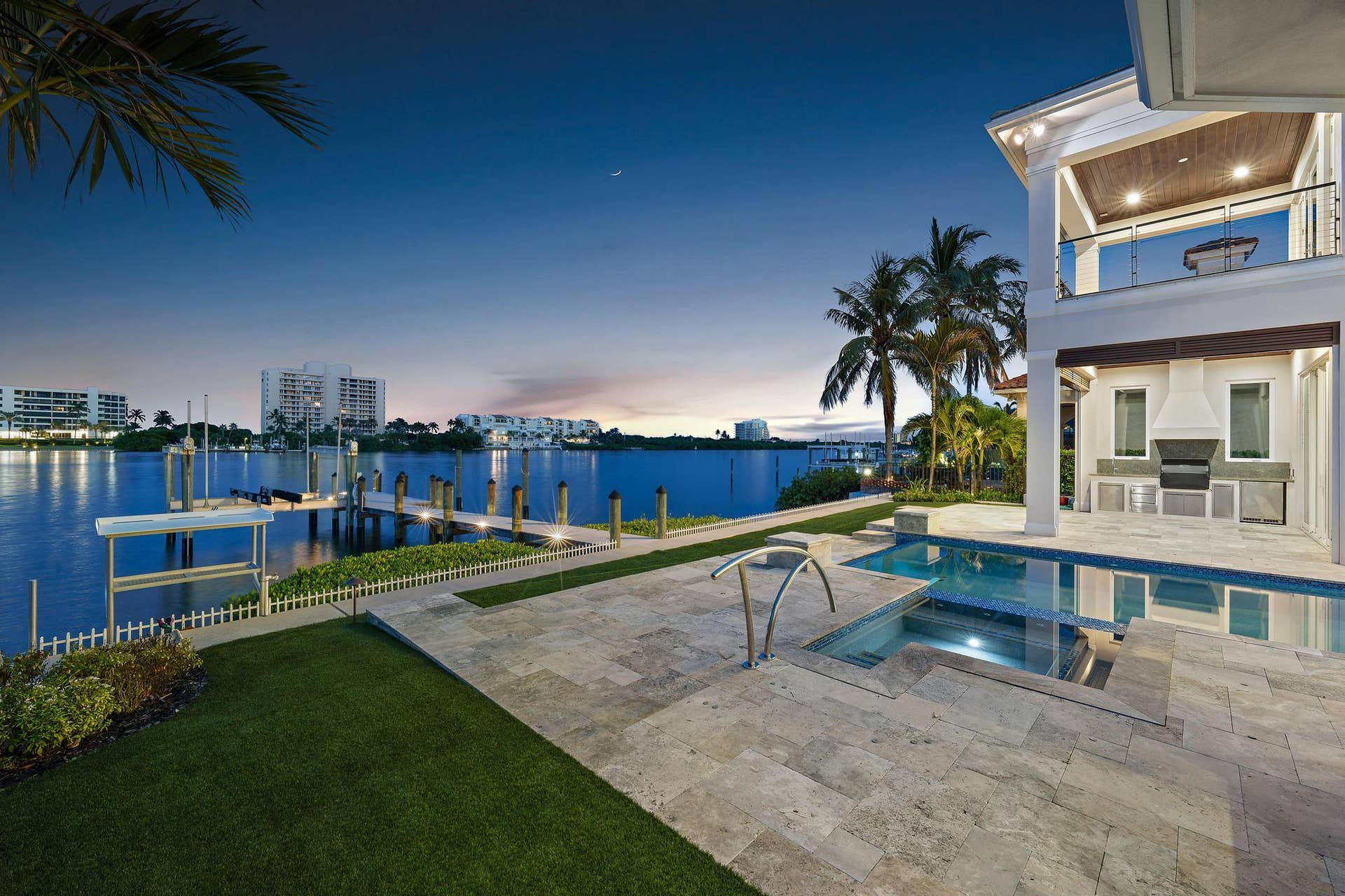 3433 Harbor Road N, Jupiter, FL 33469 Pool