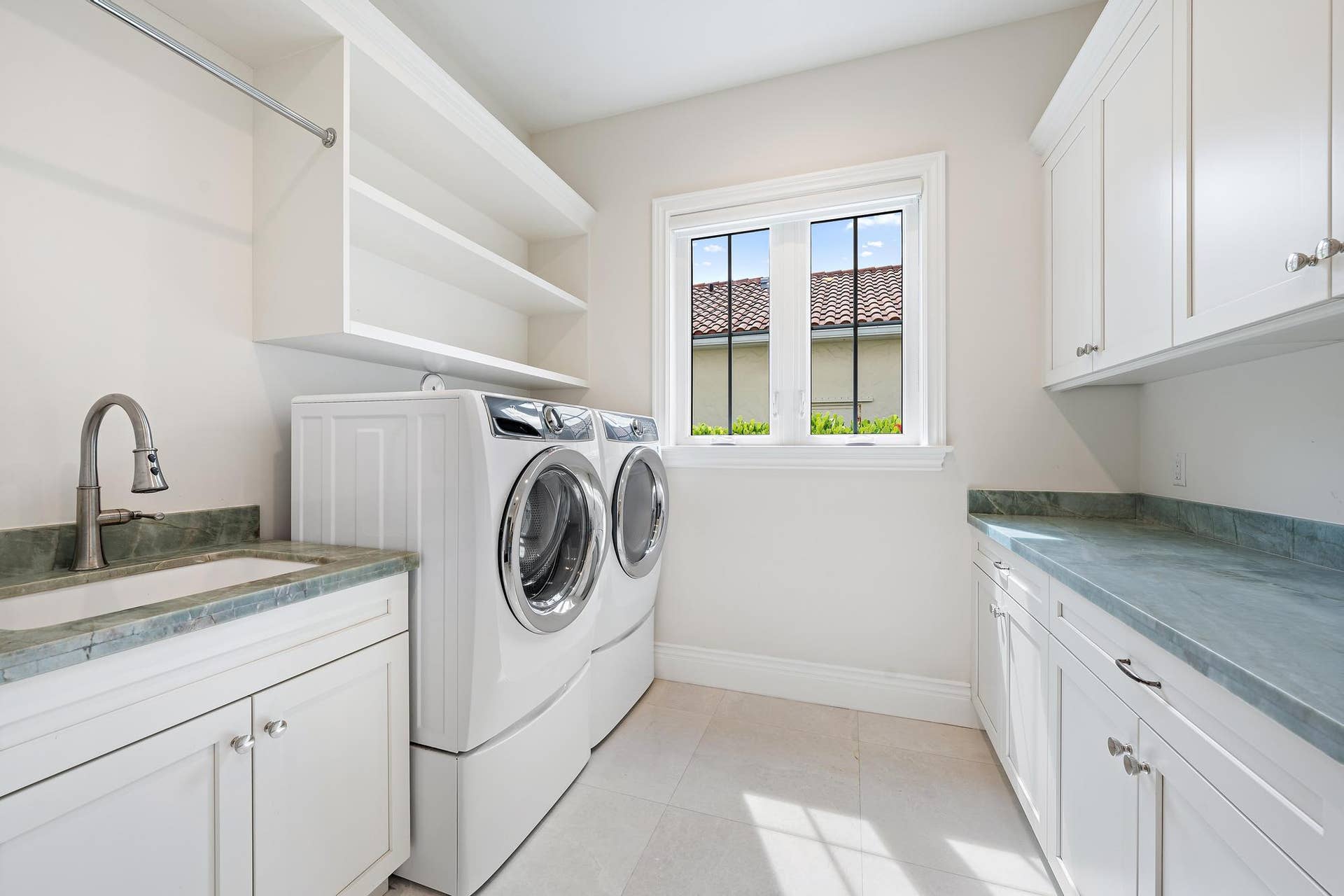 3433 Harbor Road N, Jupiter, FL 33469 First Floor Laundry Room