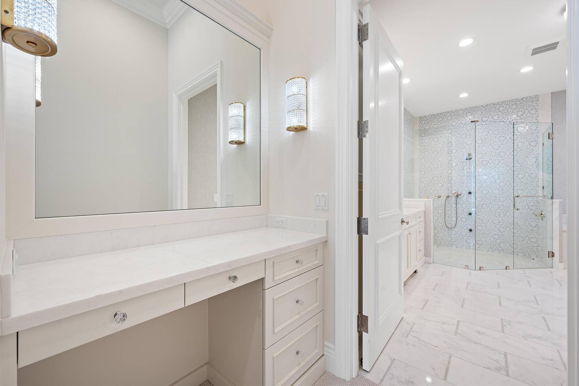 3433 Harbor Road N, Jupiter, FL 33469 Primary Bathroom