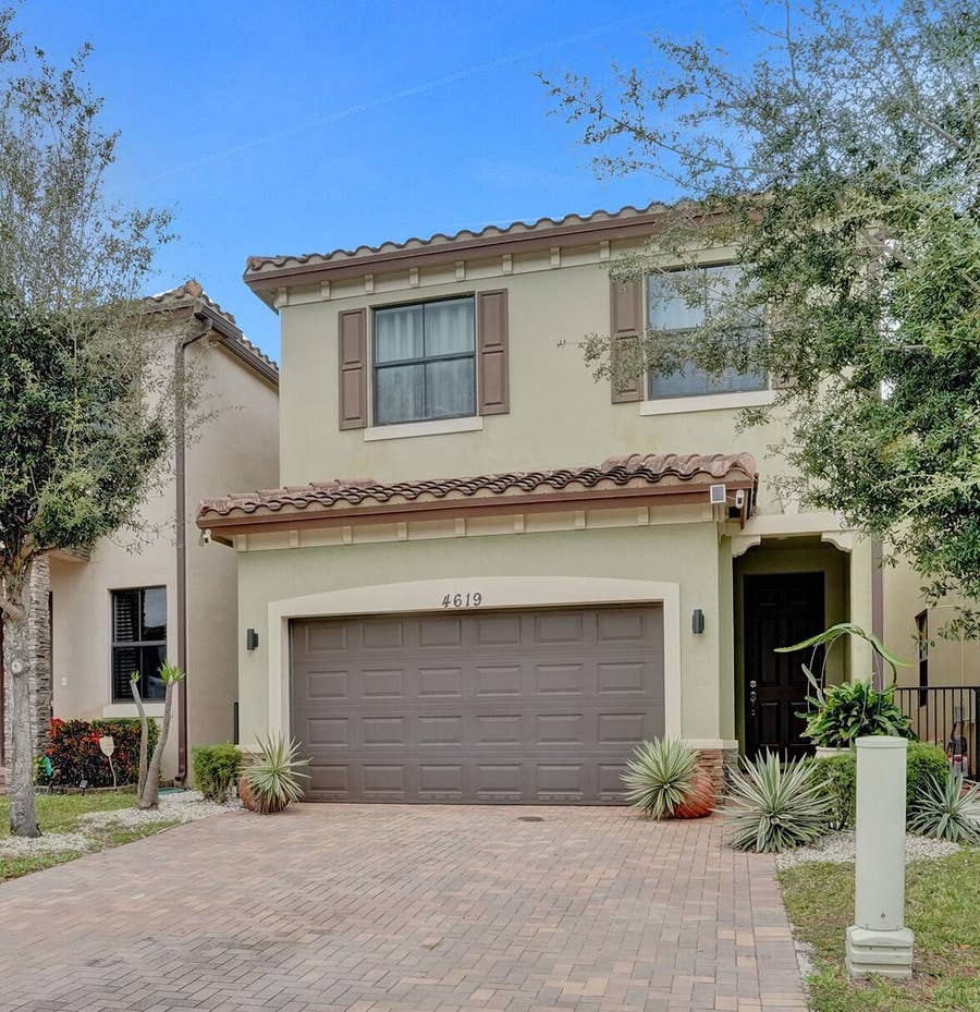 Property photo for 4619 NW 59TH Street, Tamarac, FL