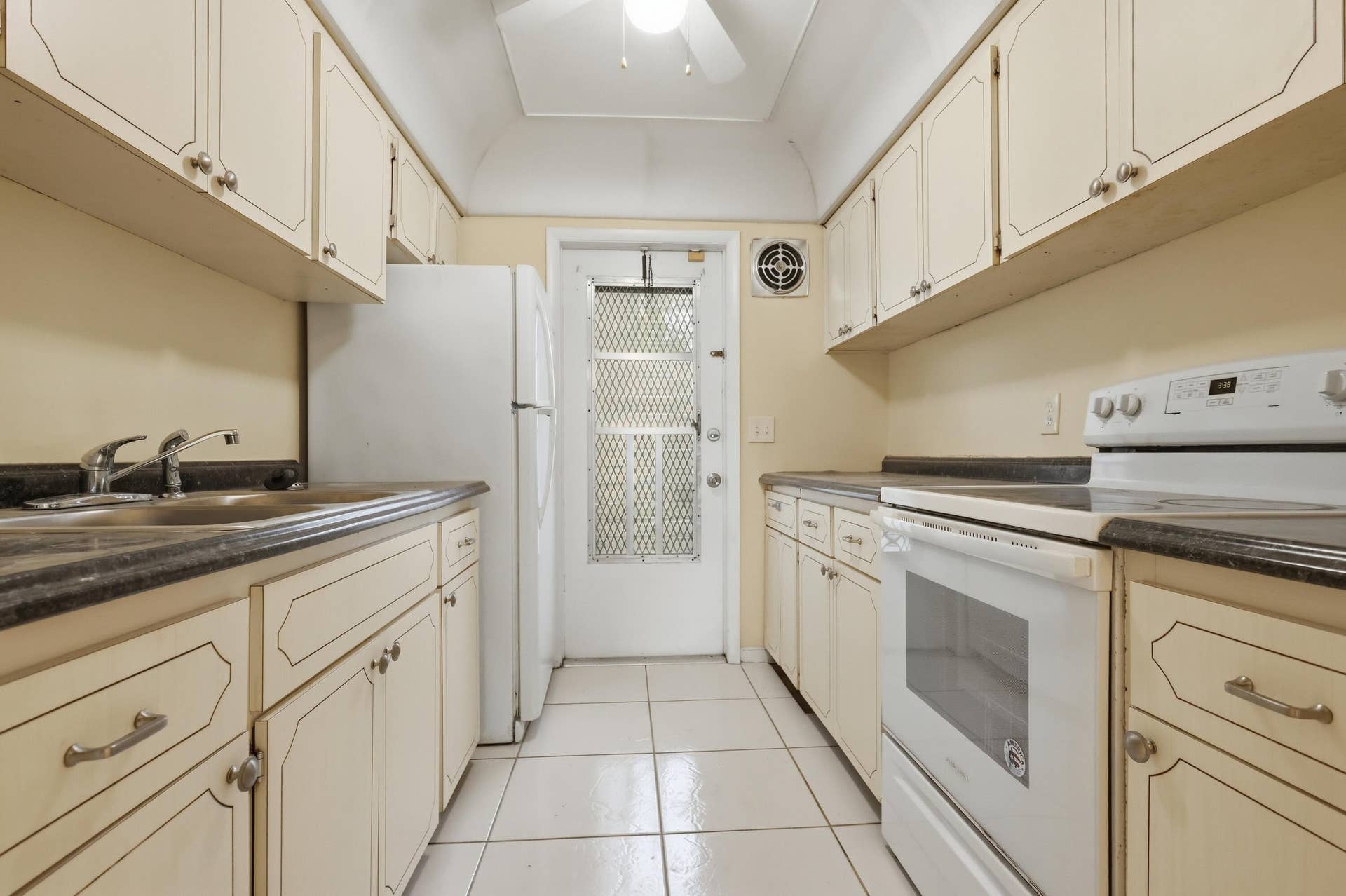5480 NW 11TH Street, #102, Plantation, FL 33313 06