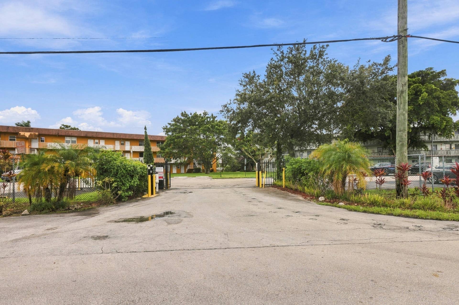 5480 NW 11TH Street, #102, Plantation, FL 33313 LopezProductions 28