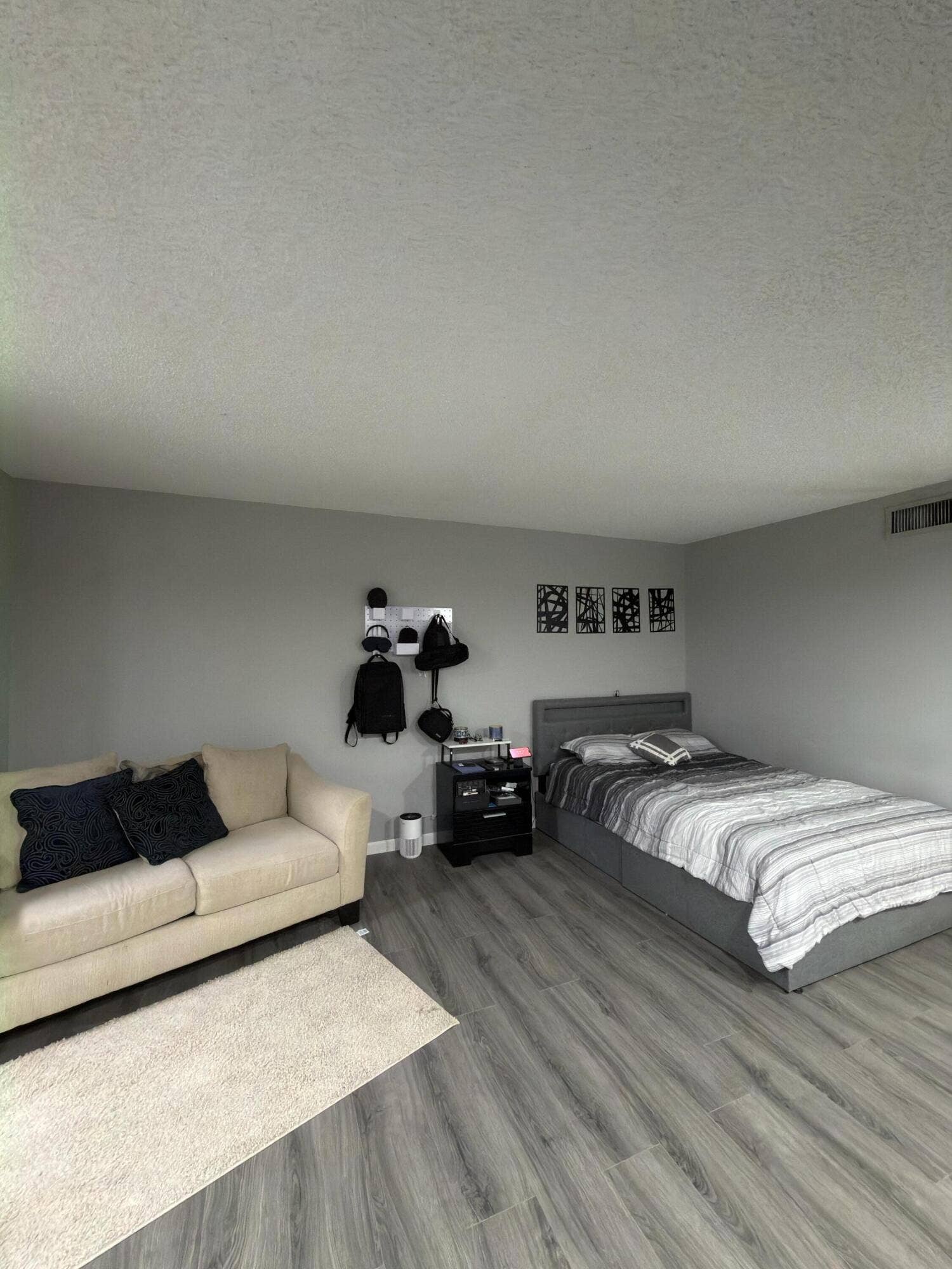 632 SPRINGDALE Circle, Palm Springs, FL 33461 Bedroom 3