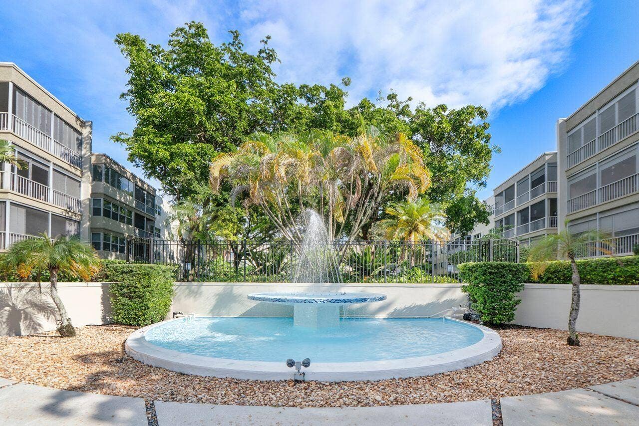 6731 CYPRESS Road, #205, Plantation, FL 33317 6731_Cypress_Rd_u205_001