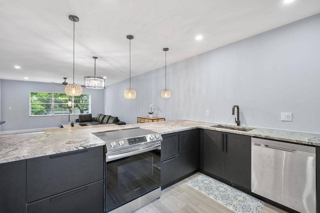 6731 CYPRESS Road, #205, Plantation, FL 33317 6731_Cypress_Rd_u205_020