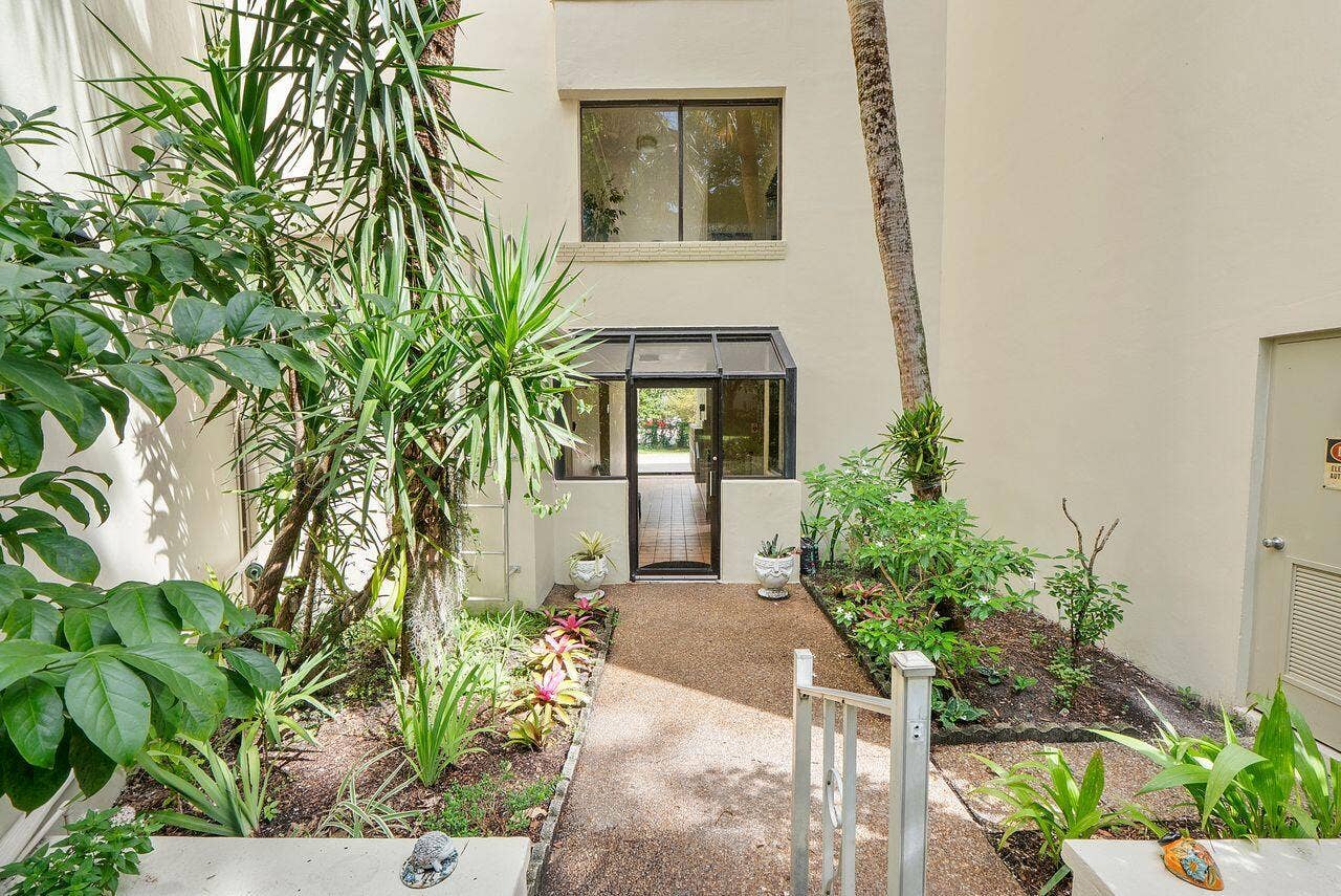 6731 CYPRESS Road, #205, Plantation, FL 33317 6731_Cypress_Rd_u205_045