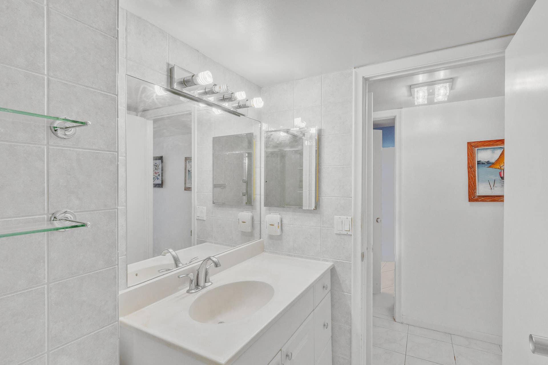 11 Guest Bathroom (4)