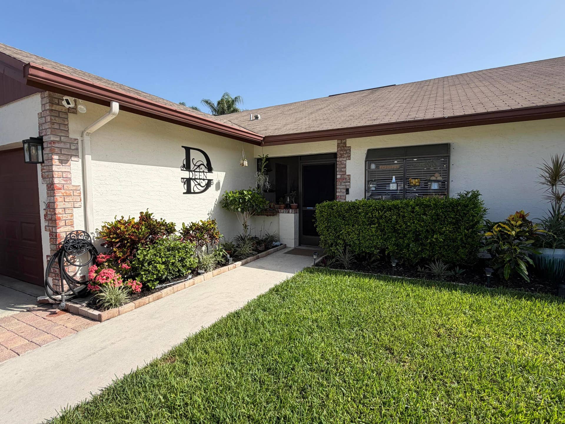 Jupiter, FL 33458 front of house
