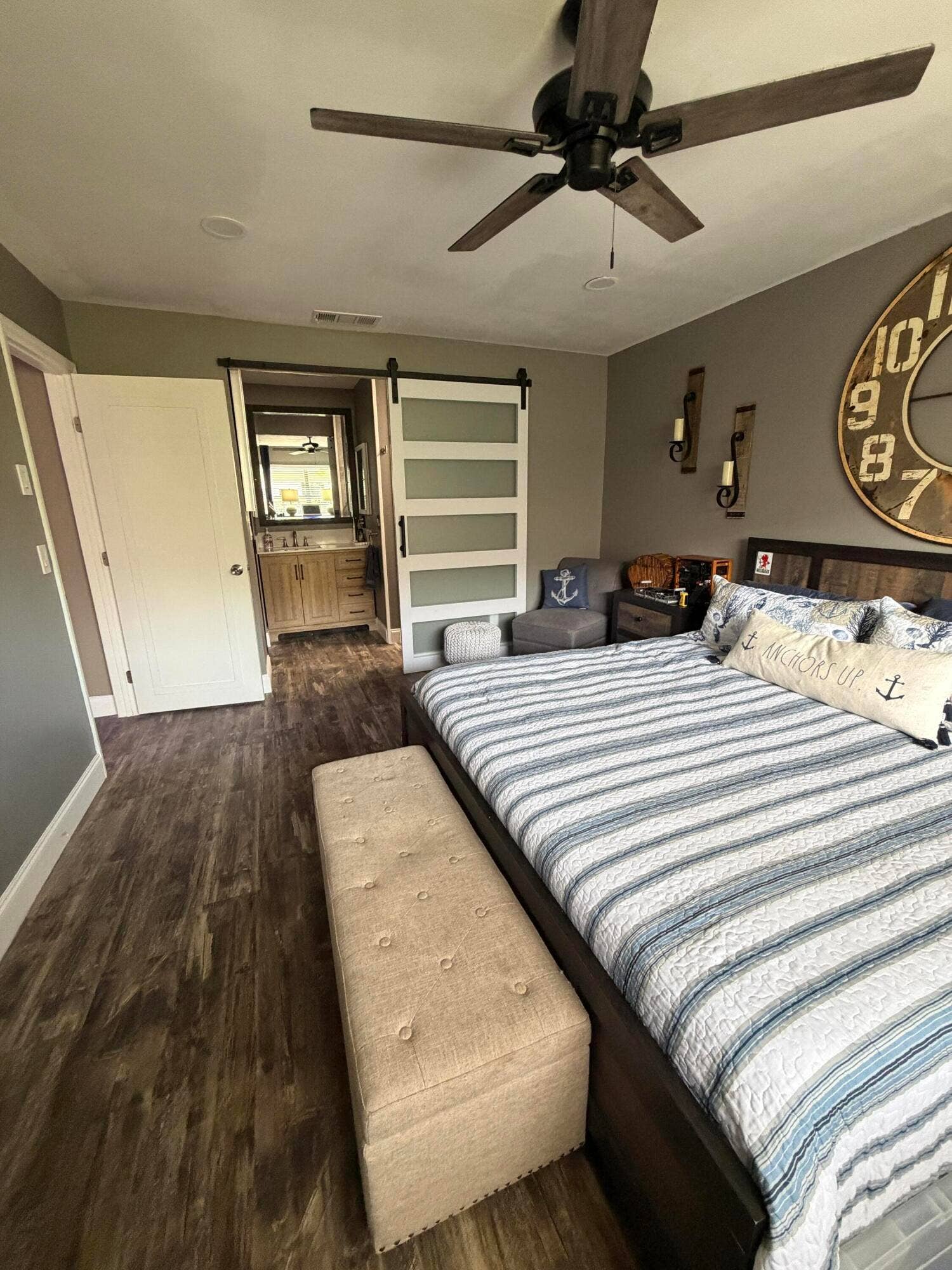 Jupiter, FL 33458 Master Bedroom with bathroom