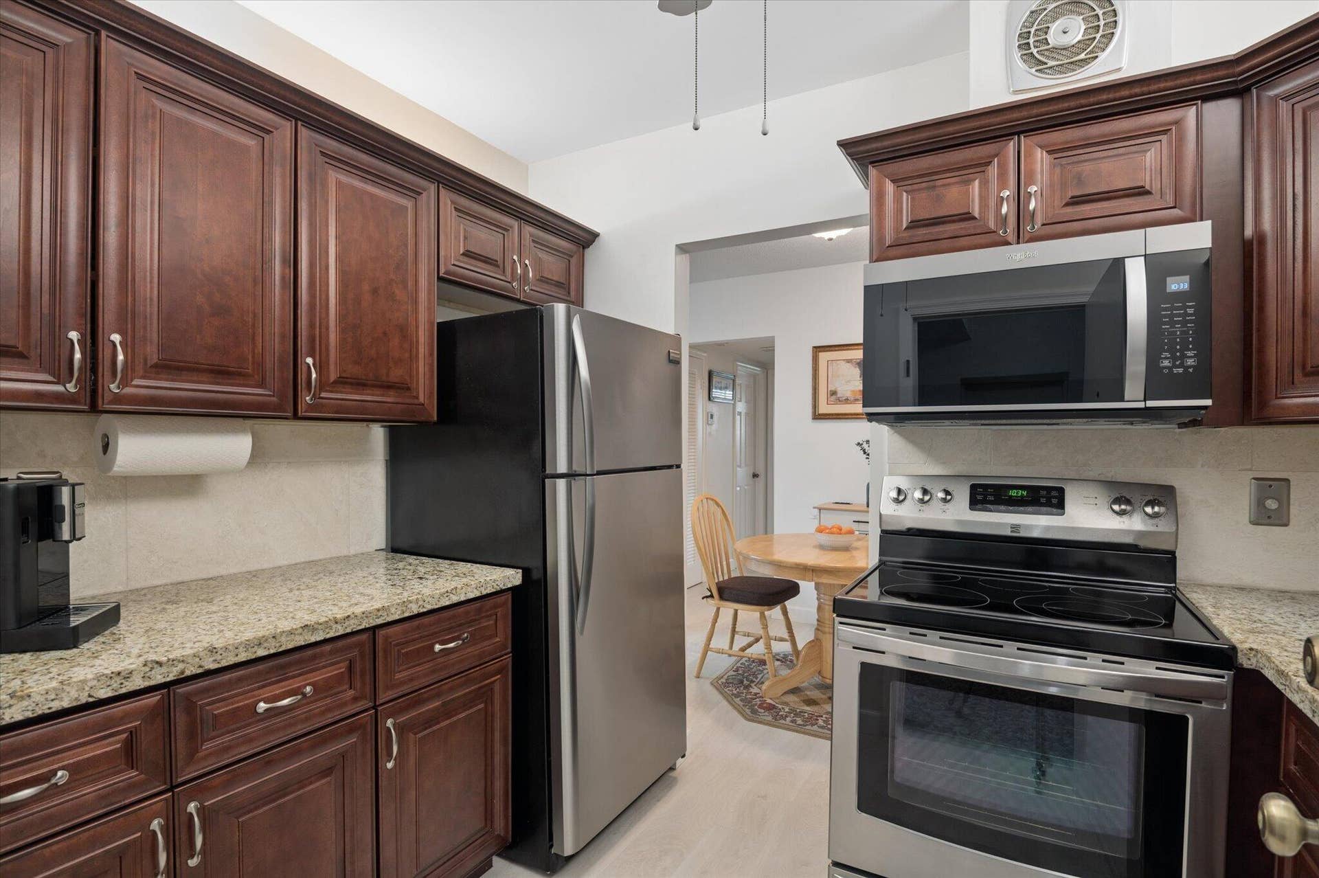 2151 NE 68TH, #201, Fort Lauderdale, FL 33308 Kitchen
