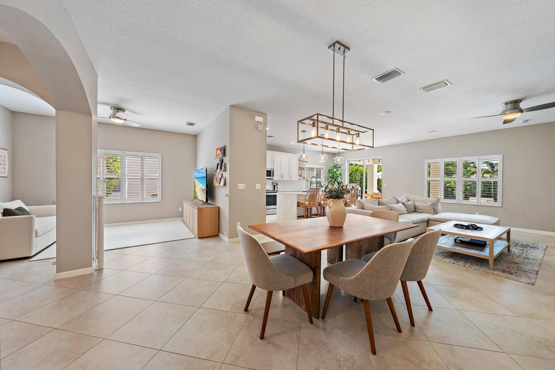 128 Behring Way-3
