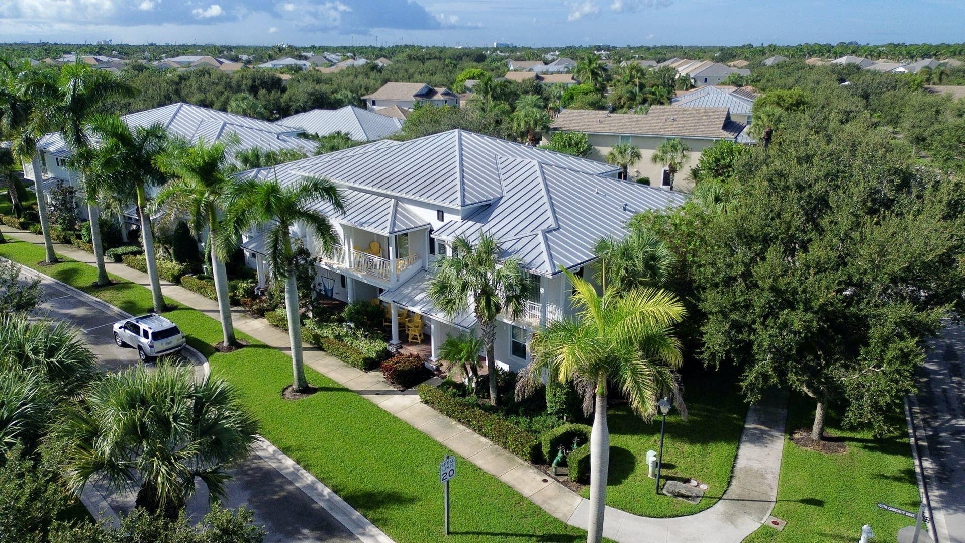1334 S Community Drive, Jupiter, FL 33458 1-web-or-mls-DJI_0899