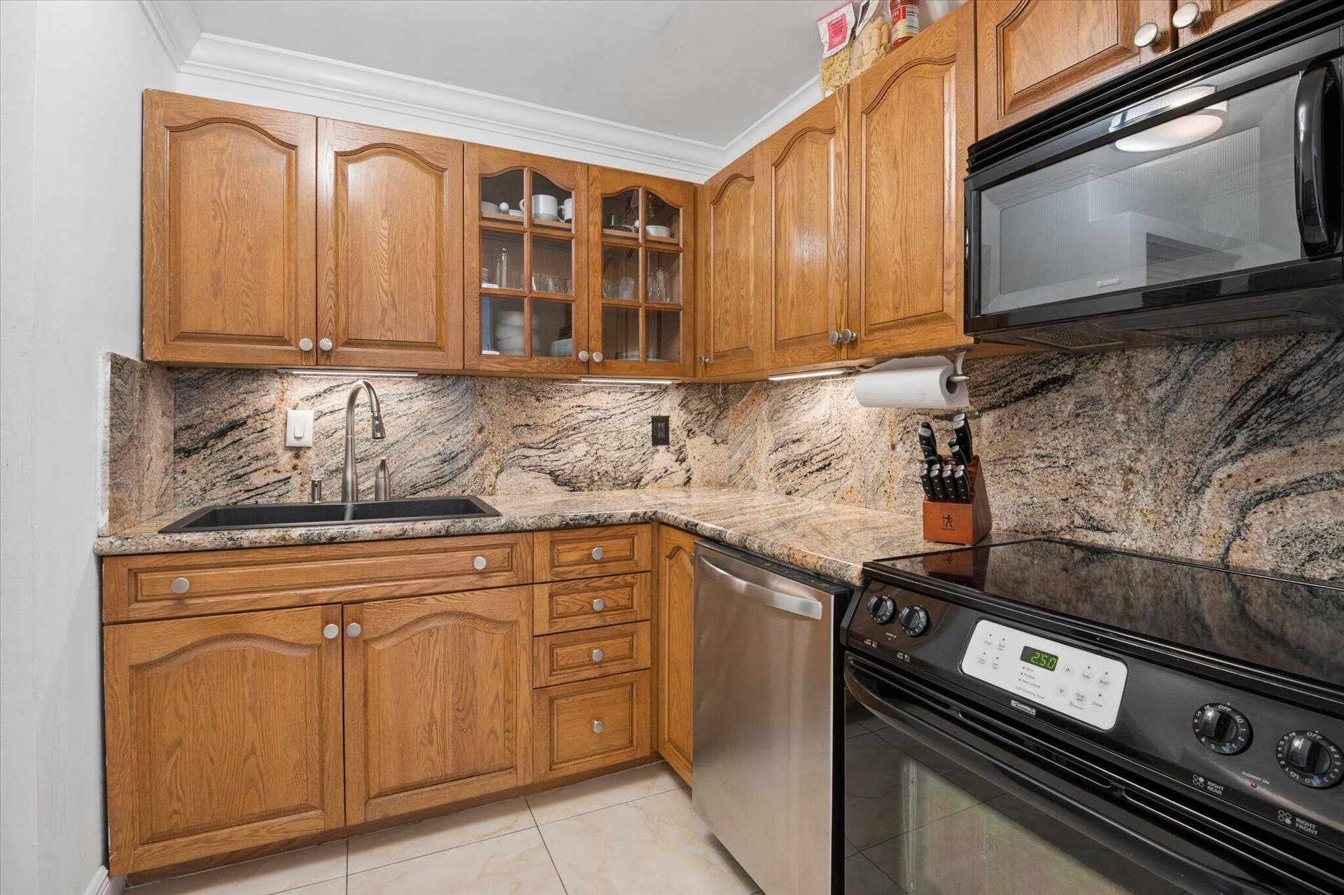 6287 BAY CLUB Drive, #2, Fort Lauderdale, Fort Lauderdale, FL 33308 06-Bounahra-6287 Bay Club Dr #2-6